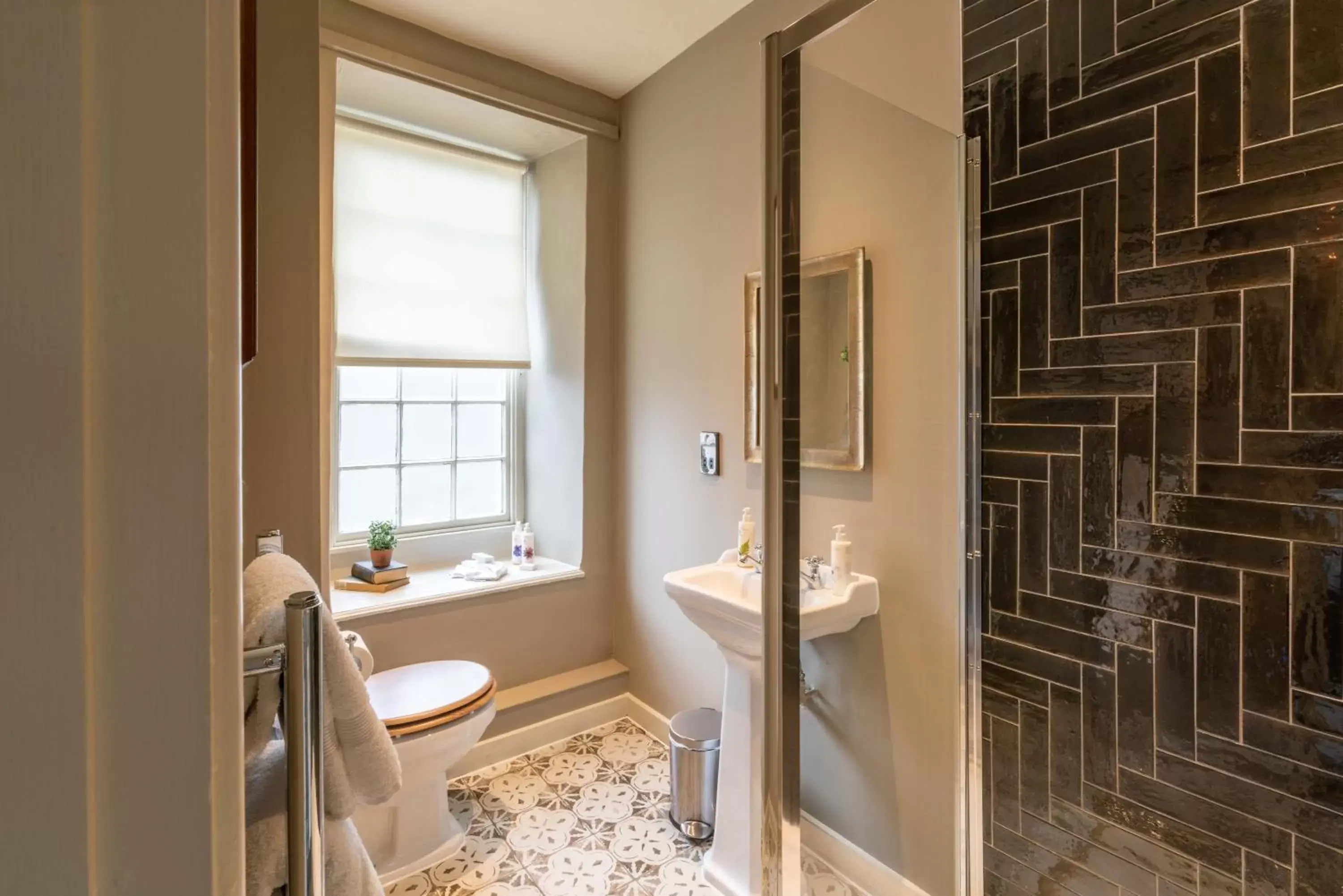 Classic Twin Room Friary - Annex in The George Inn & Plaine Classic Twin Room Friary - Annex in The George Inn & Plaine