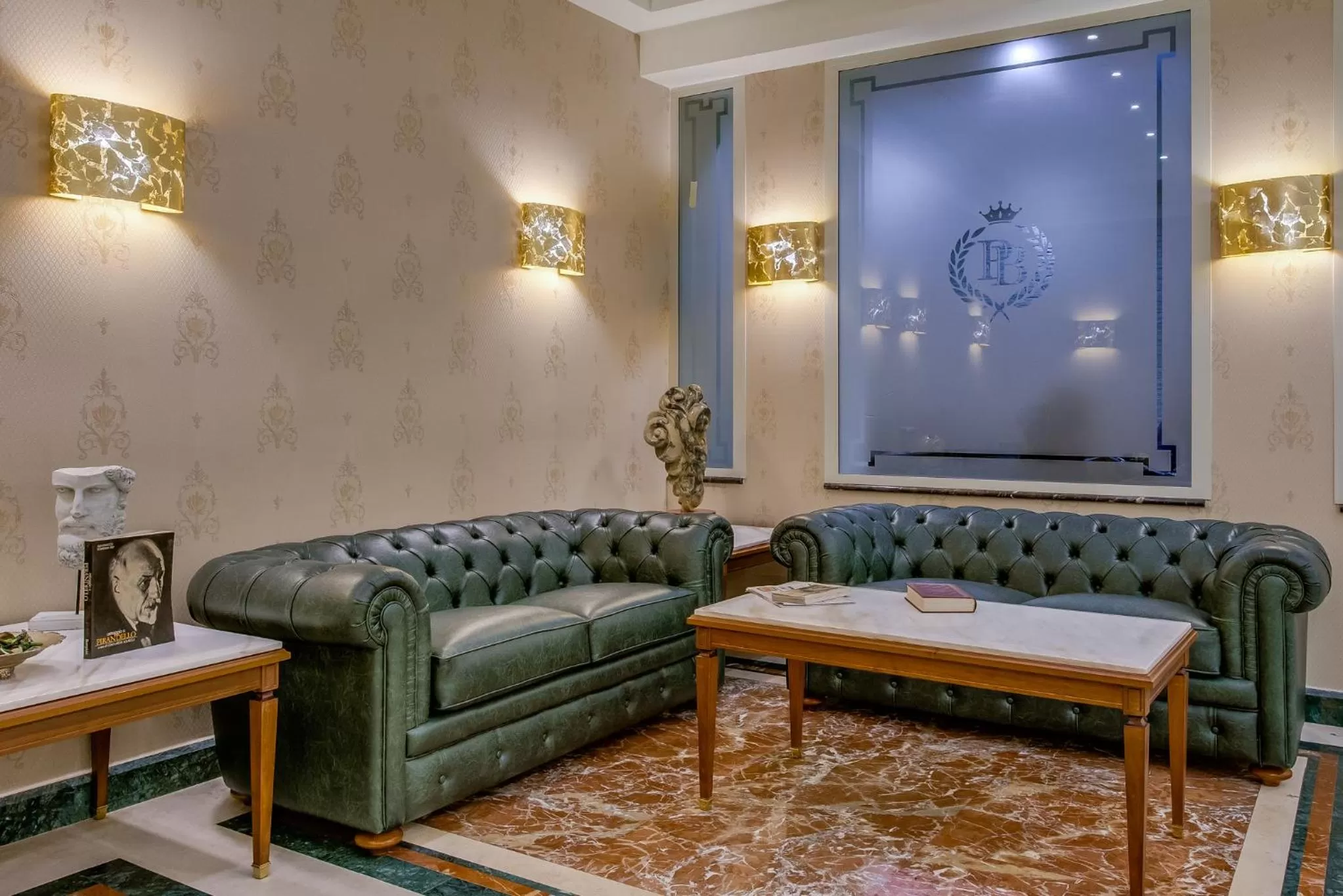 La Paloma Blanca Hotel