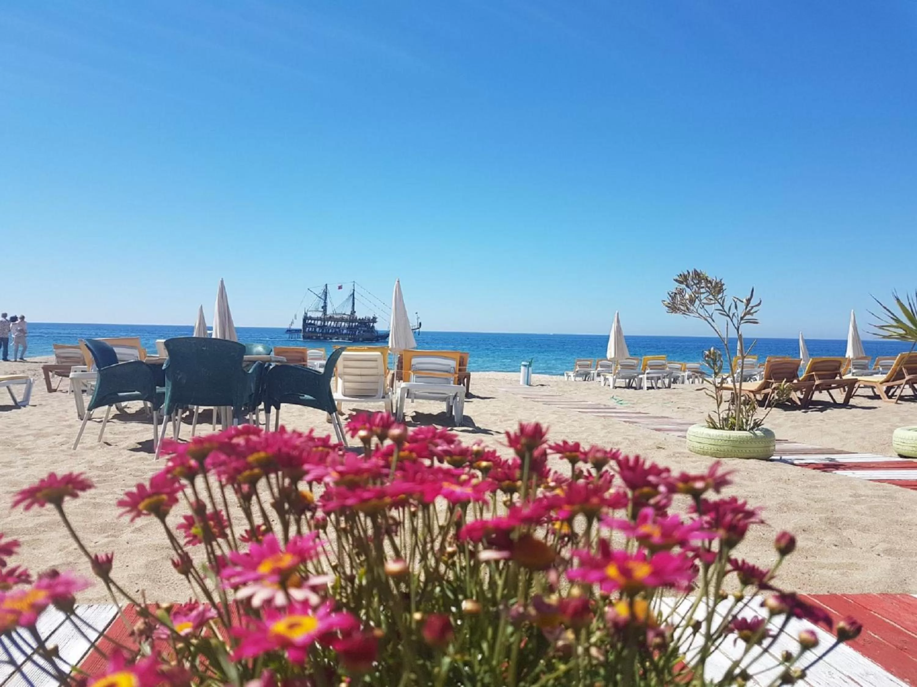 Nearby landmark, Beach in Ozcan Hotel