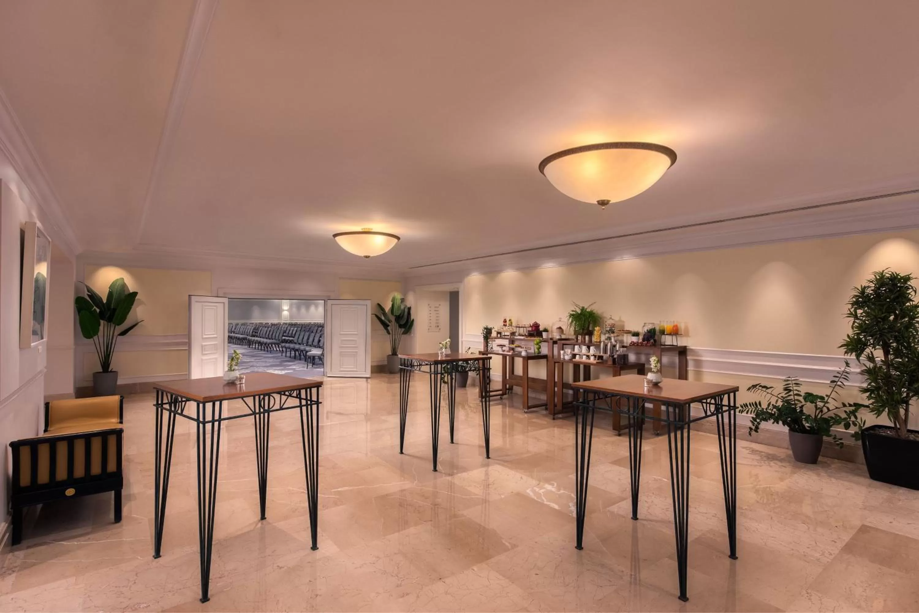 Meeting/conference room in Lisbon Marriott Hotel