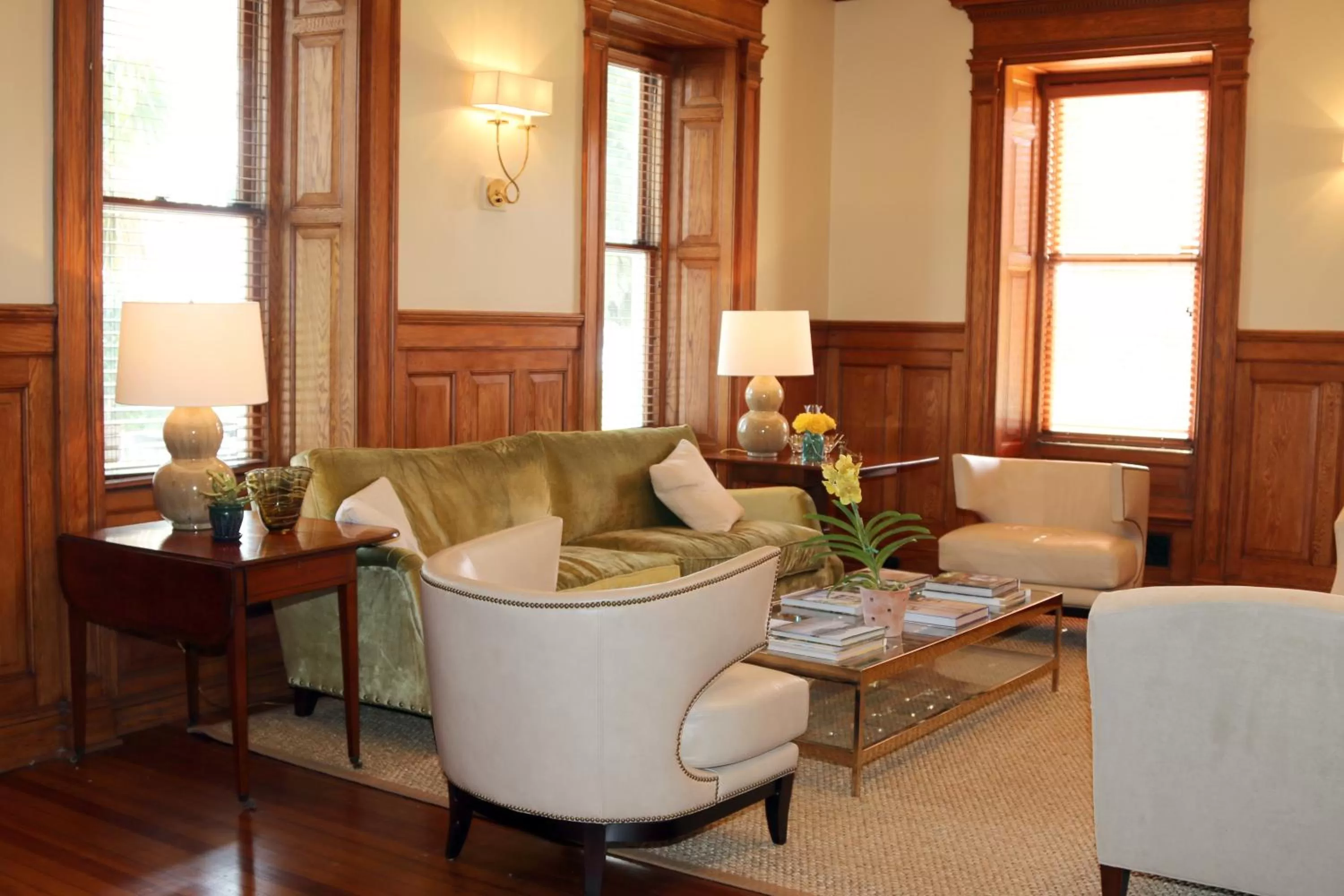 Lobby or reception in Anchorage 1770