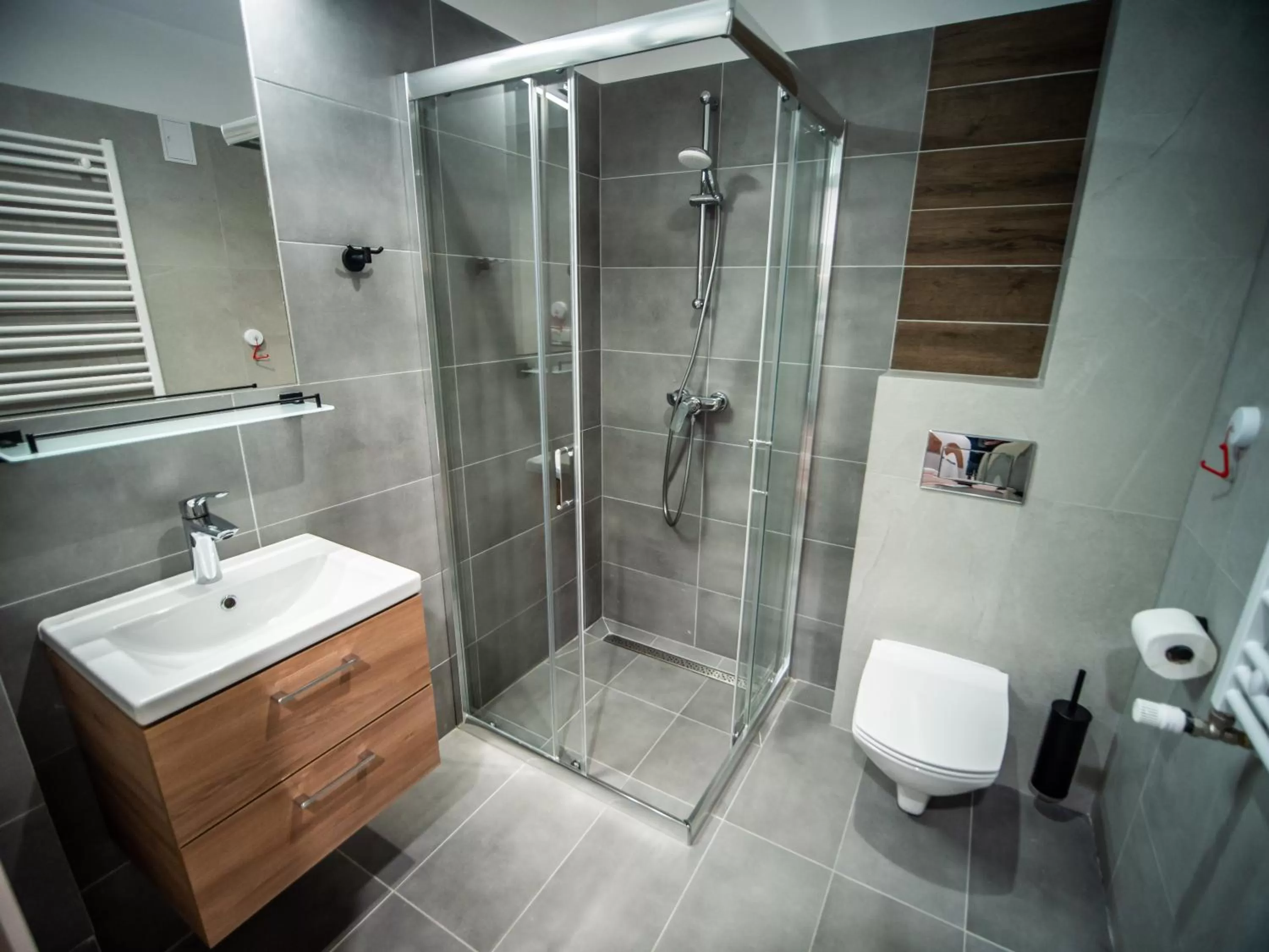 Property building, Bathroom in Sanatorium Mewa