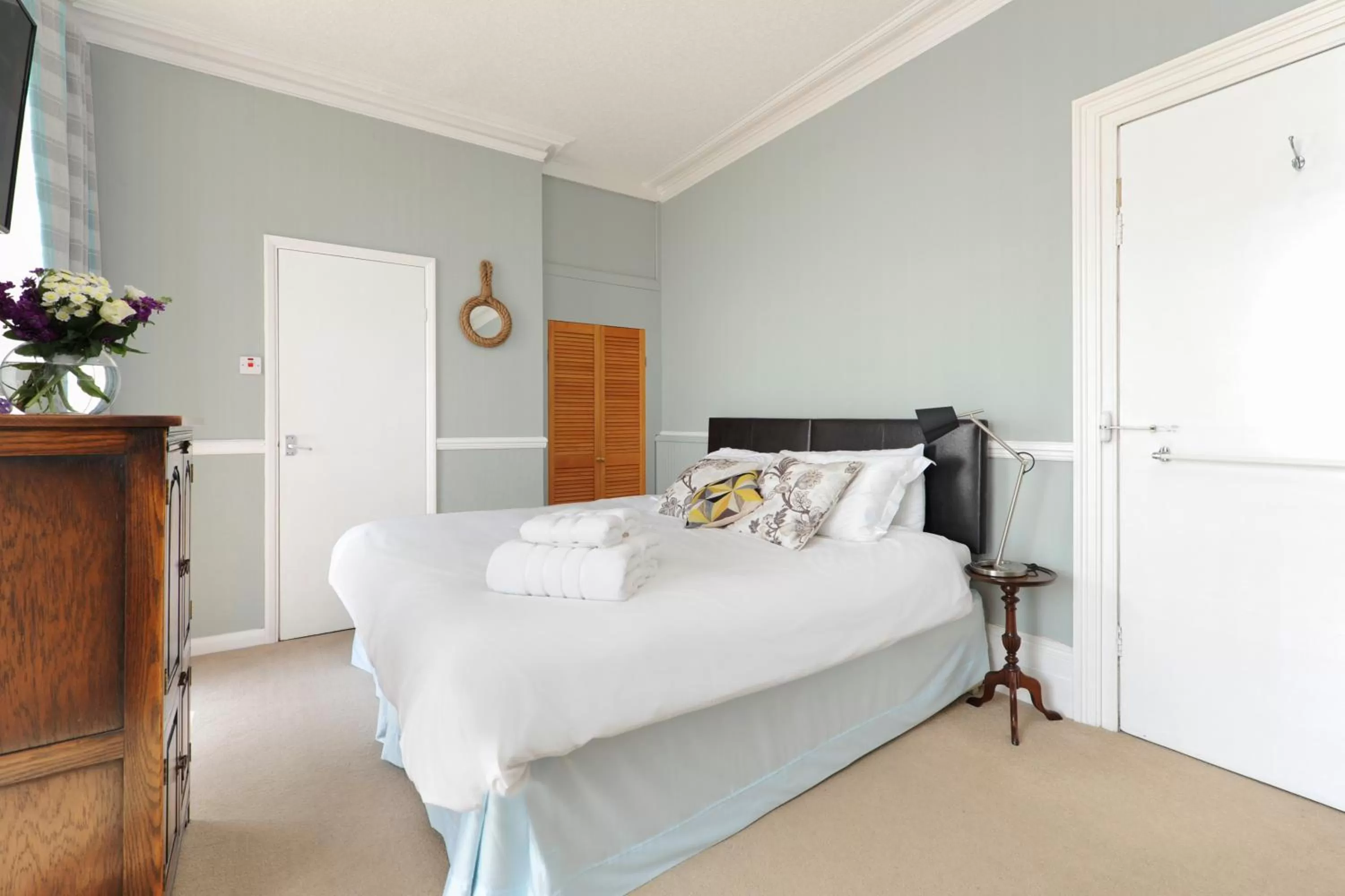 Photo of the whole room, Bed in Bay Tree Broadstairs