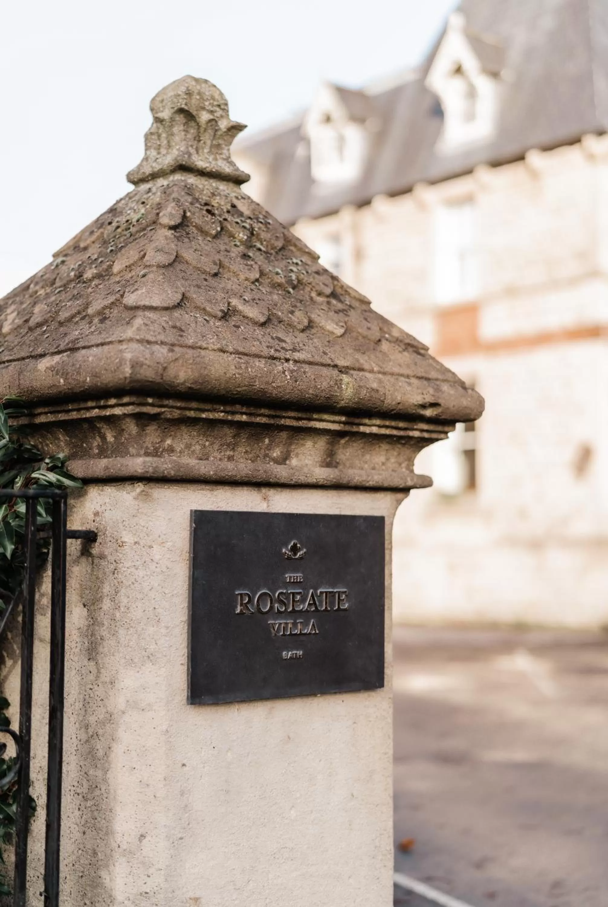 Parking in The Roseate Villa Bath