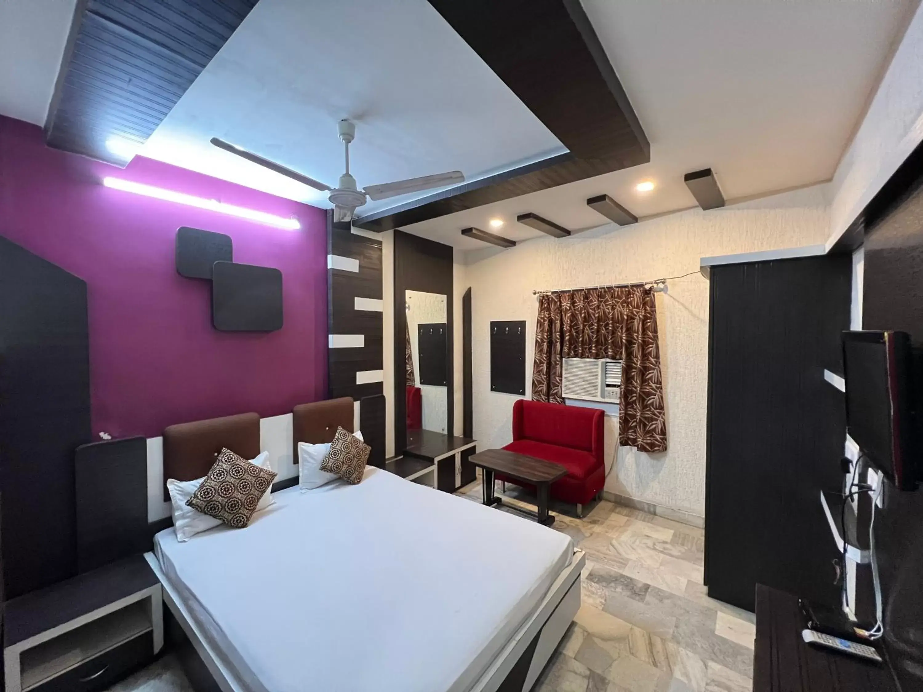 Standard Double Room in Hotel Sabera Standard Double Room in Hotel Sabera