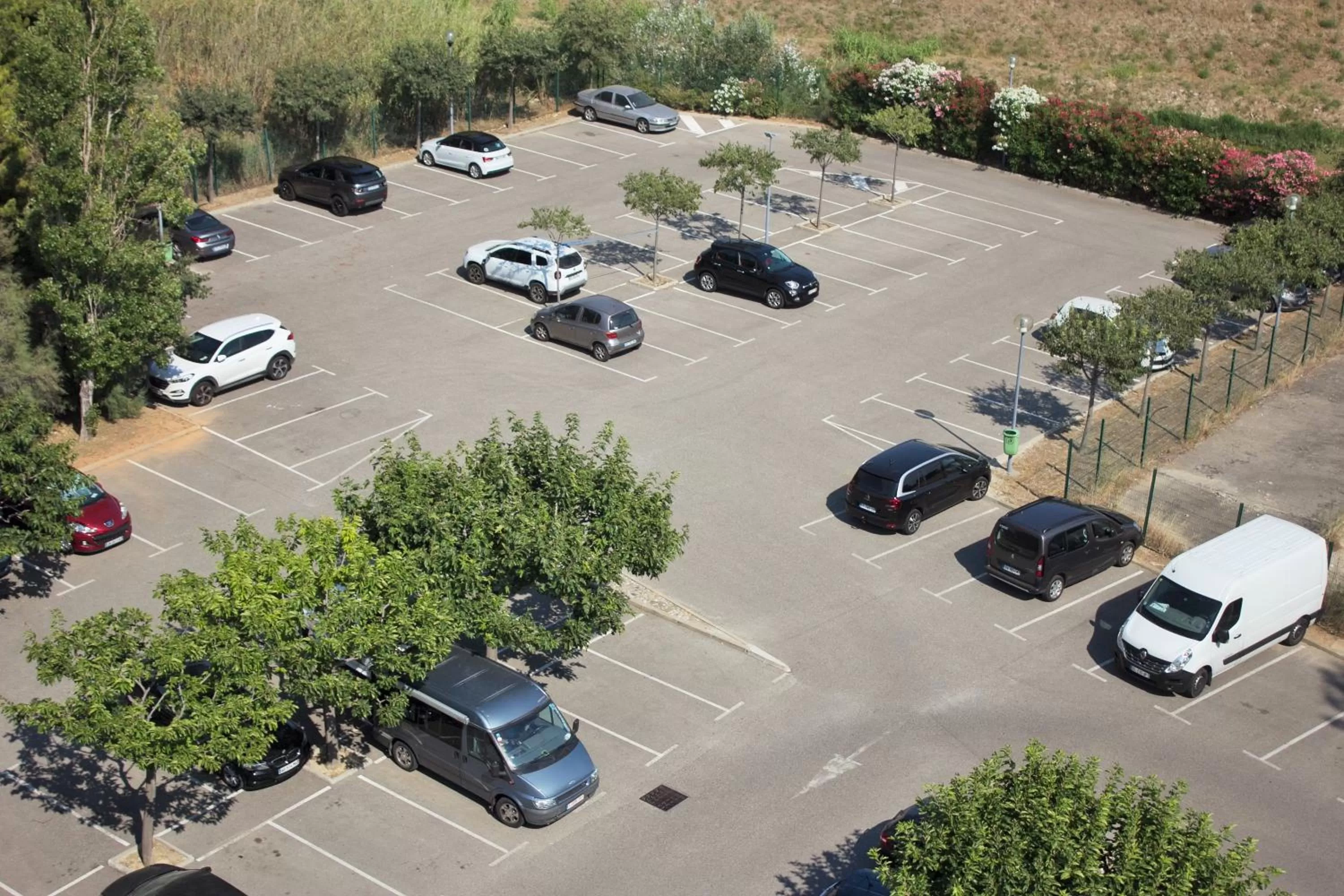 Street view in ibis Marseille Provence Aéroport
