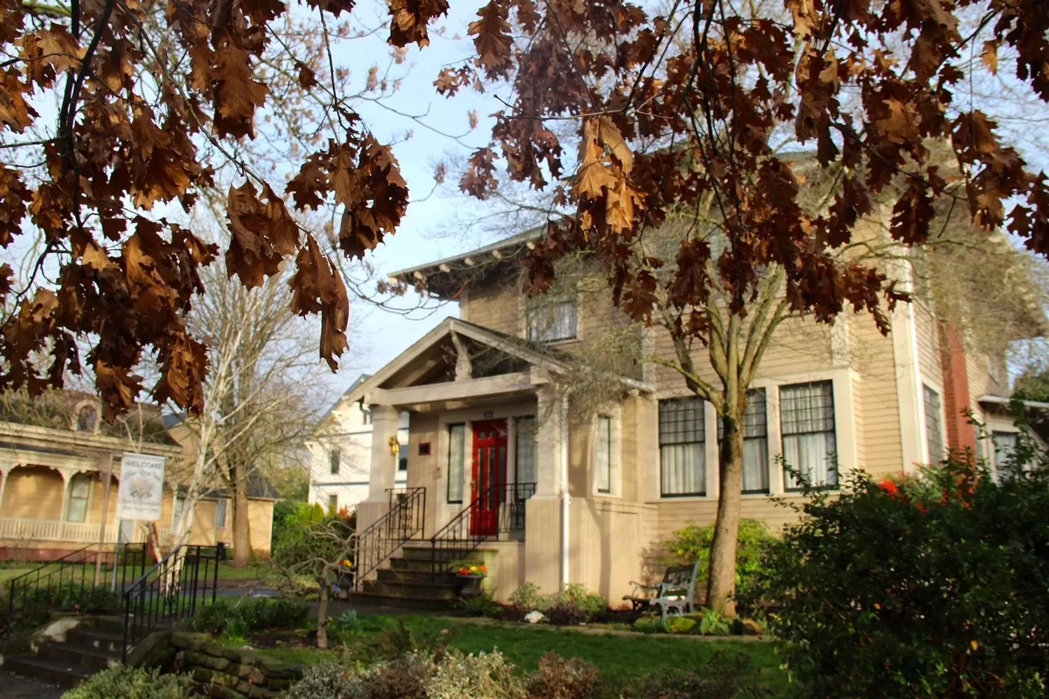 Property building in Briar Rose Inn Vancouver WA USA