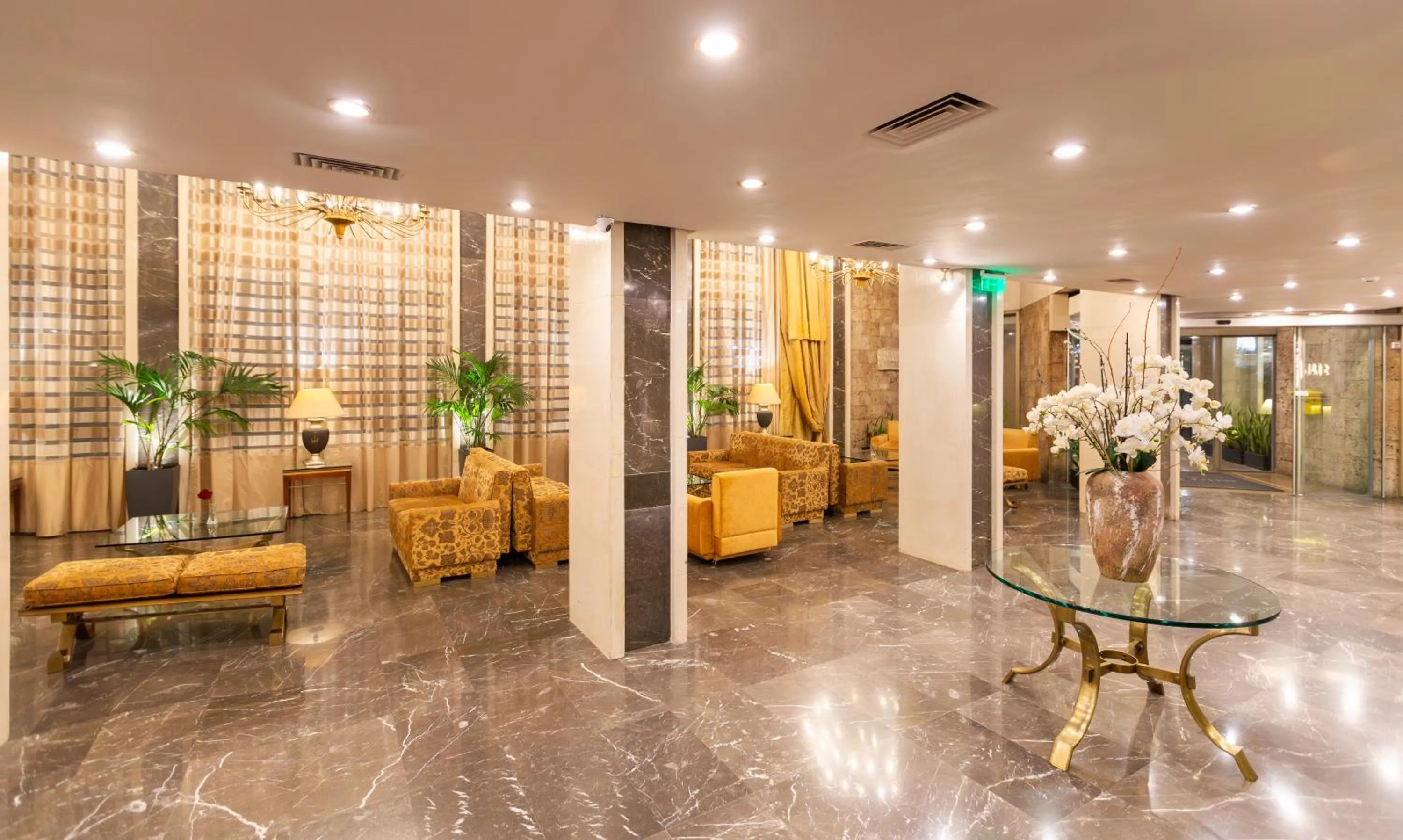 Lobby or reception in Ilisia Hotel Athens