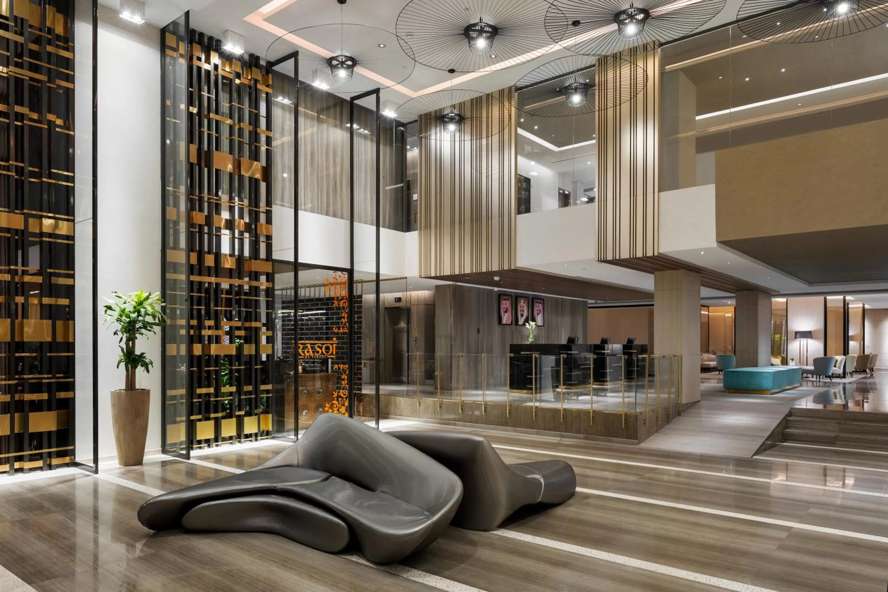 Lobby or reception in Mövenpick Hotel Tahlia Jeddah