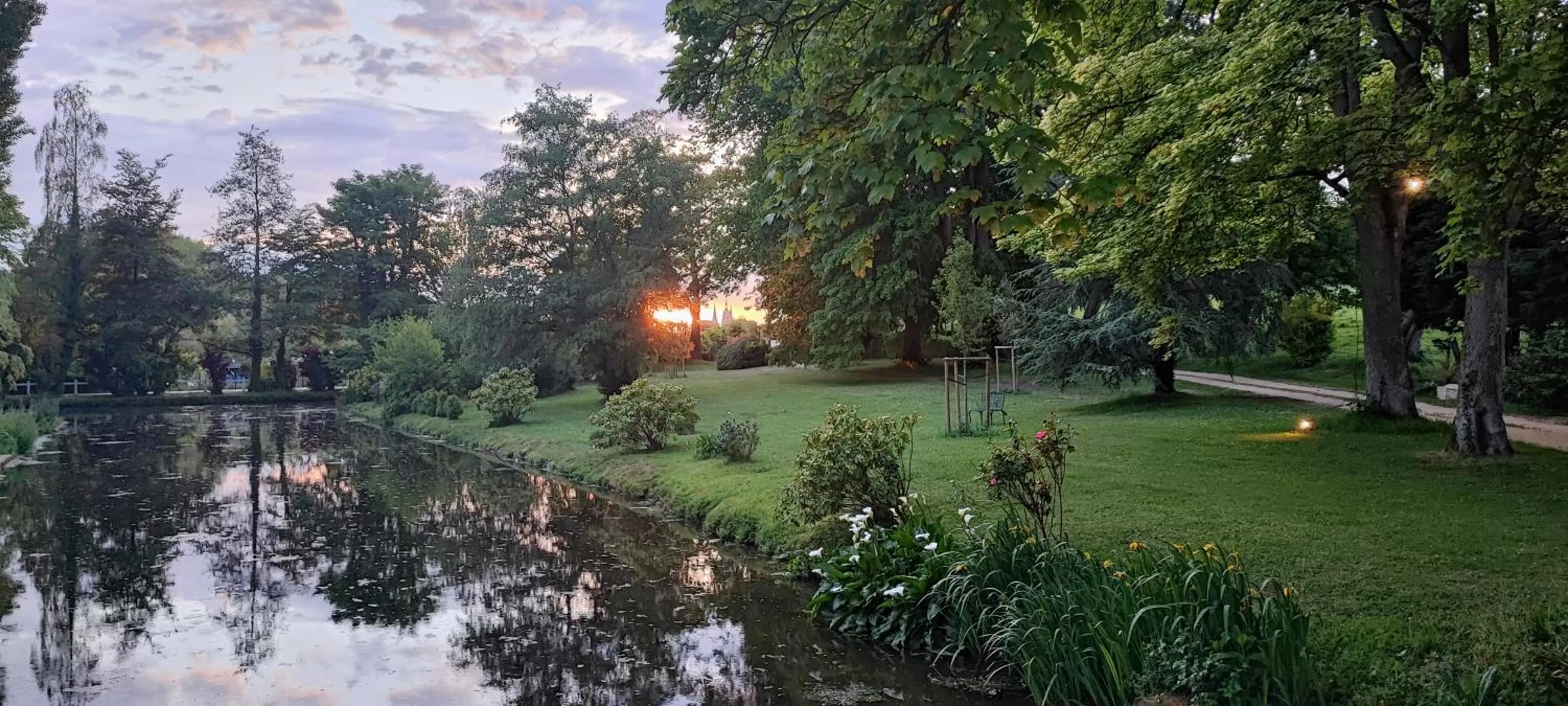 Garden in Château de Bellefontaine - Teritoria
