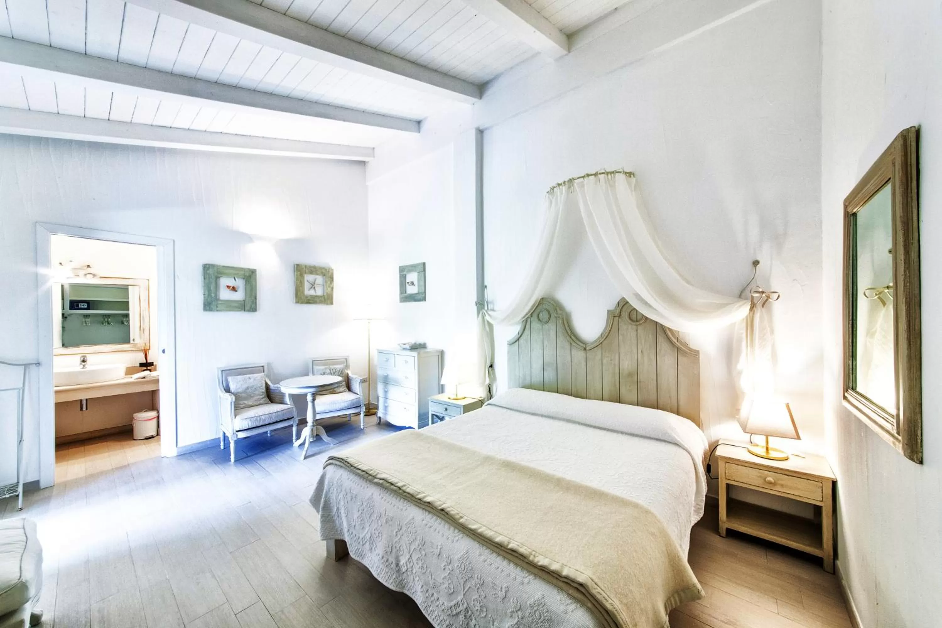 Photo of the whole room, Bed in Cento Ulivi B&B