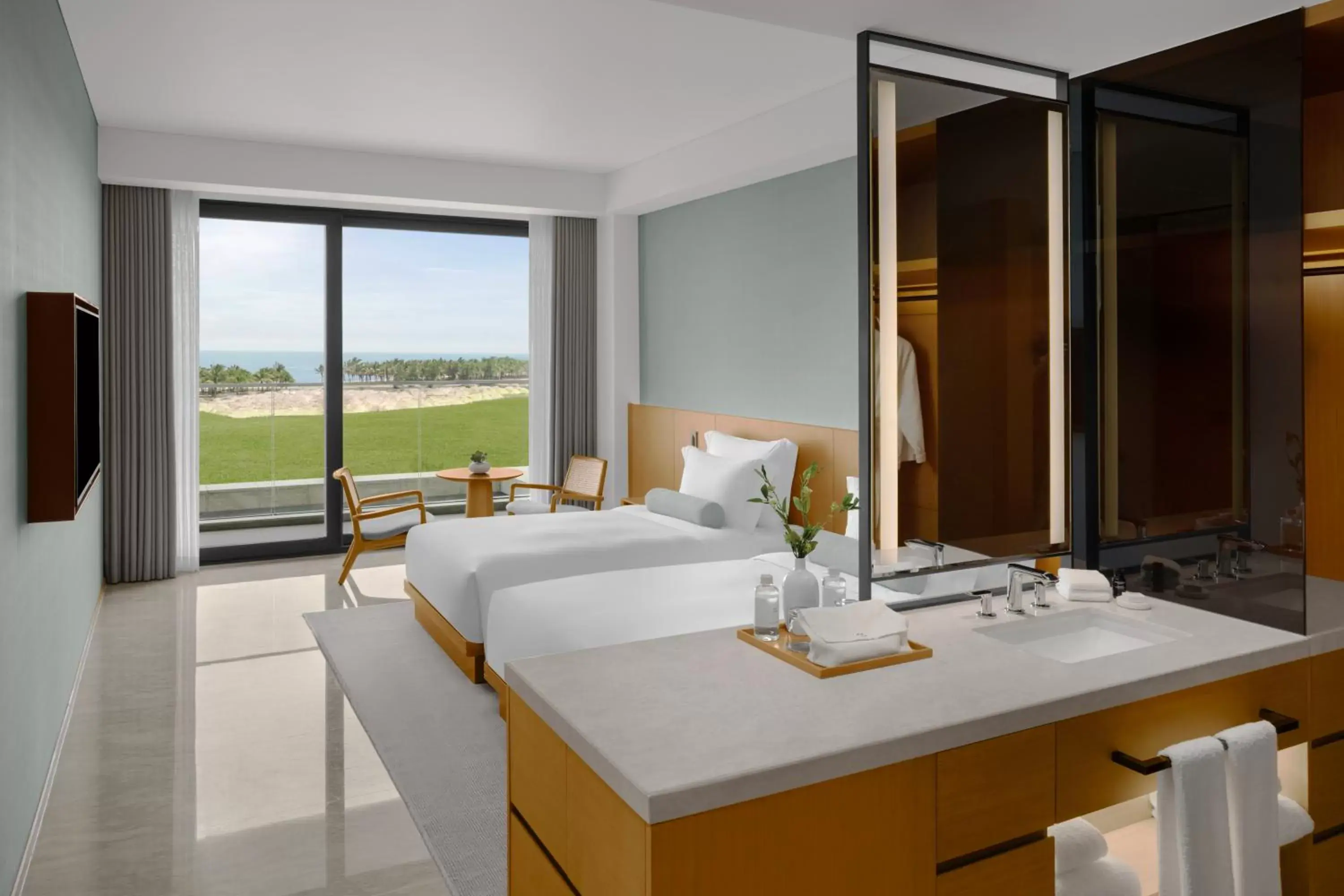 Deluxe Twin Ocean View - Mini-bar included once per stay, Daily Guest Activities in Shilla Monogram Danang Deluxe Twin Ocean View - Mini-bar included once per stay, Daily Guest Activities in Shilla Monogram Danang