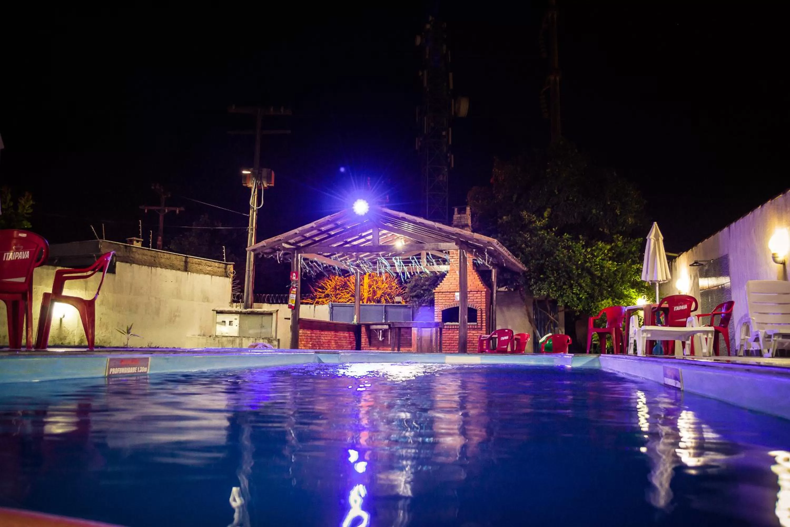 Swimming pool in Hotel Porto das Ancoras