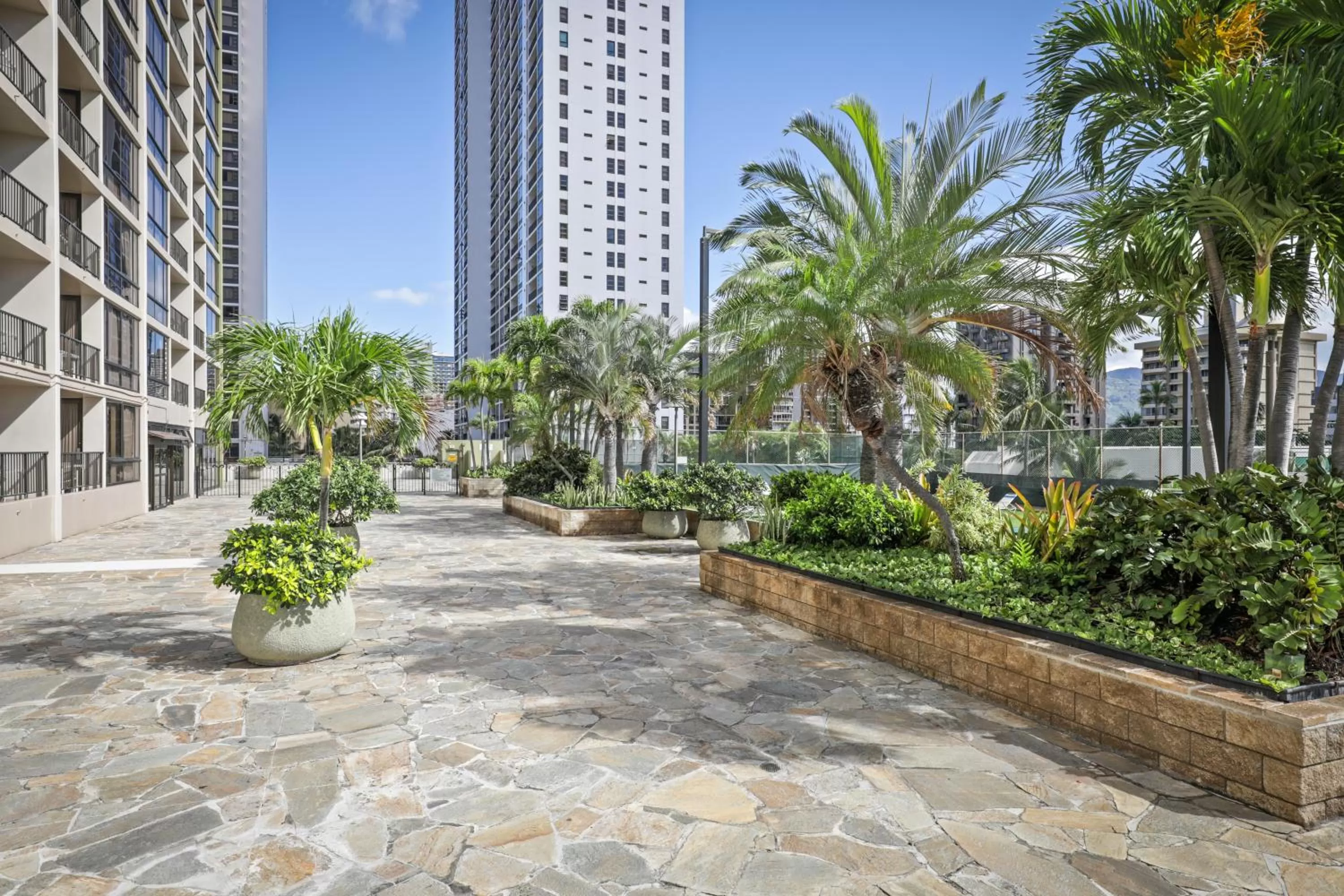 Property building in Aston Waikiki Sunset