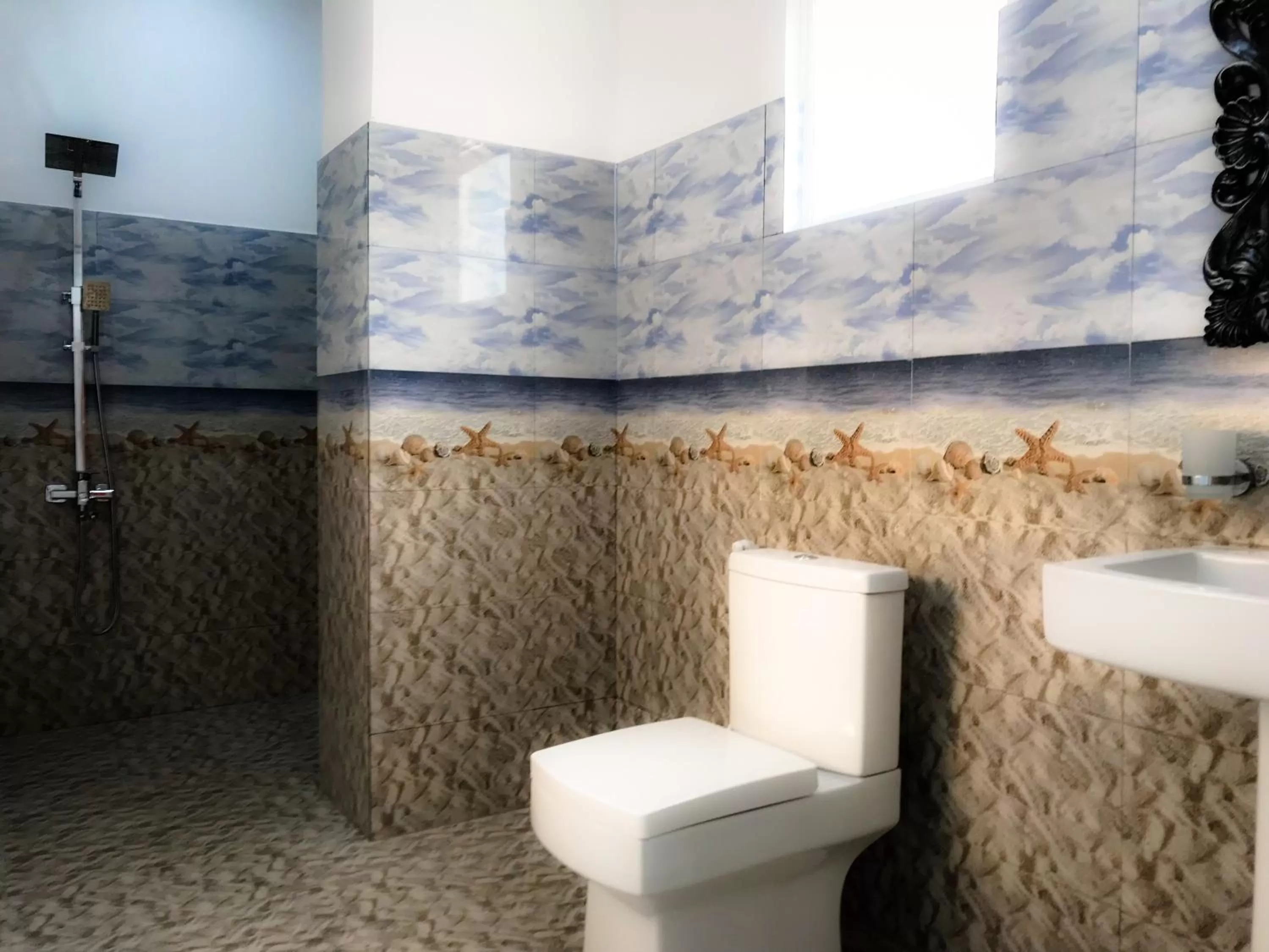 Shower in Salubrious Resort