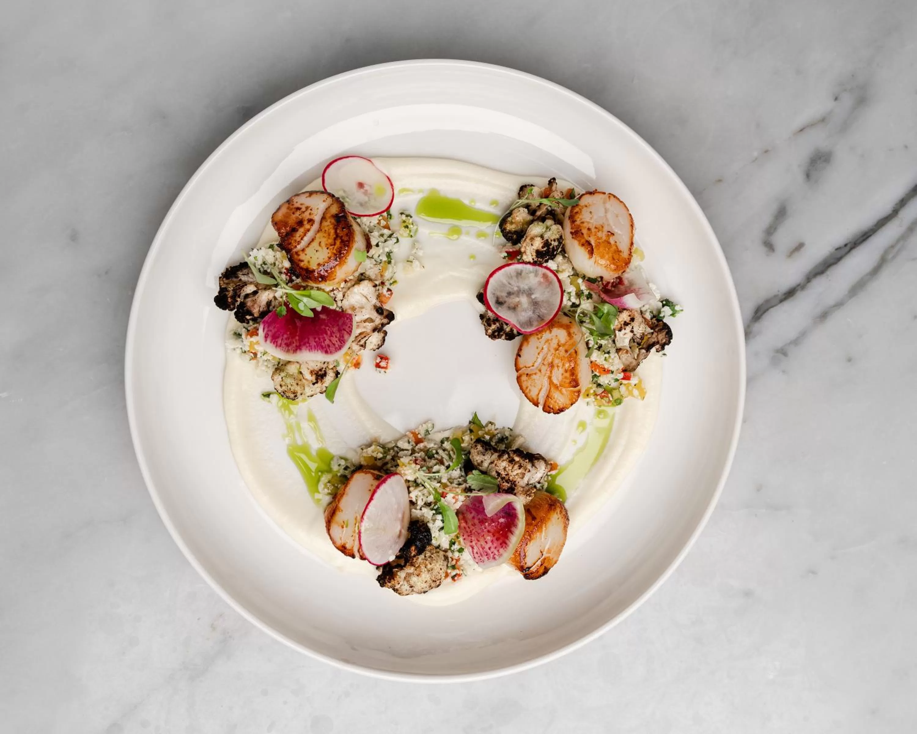 Restaurant/places to eat in Century Plaza Hotel