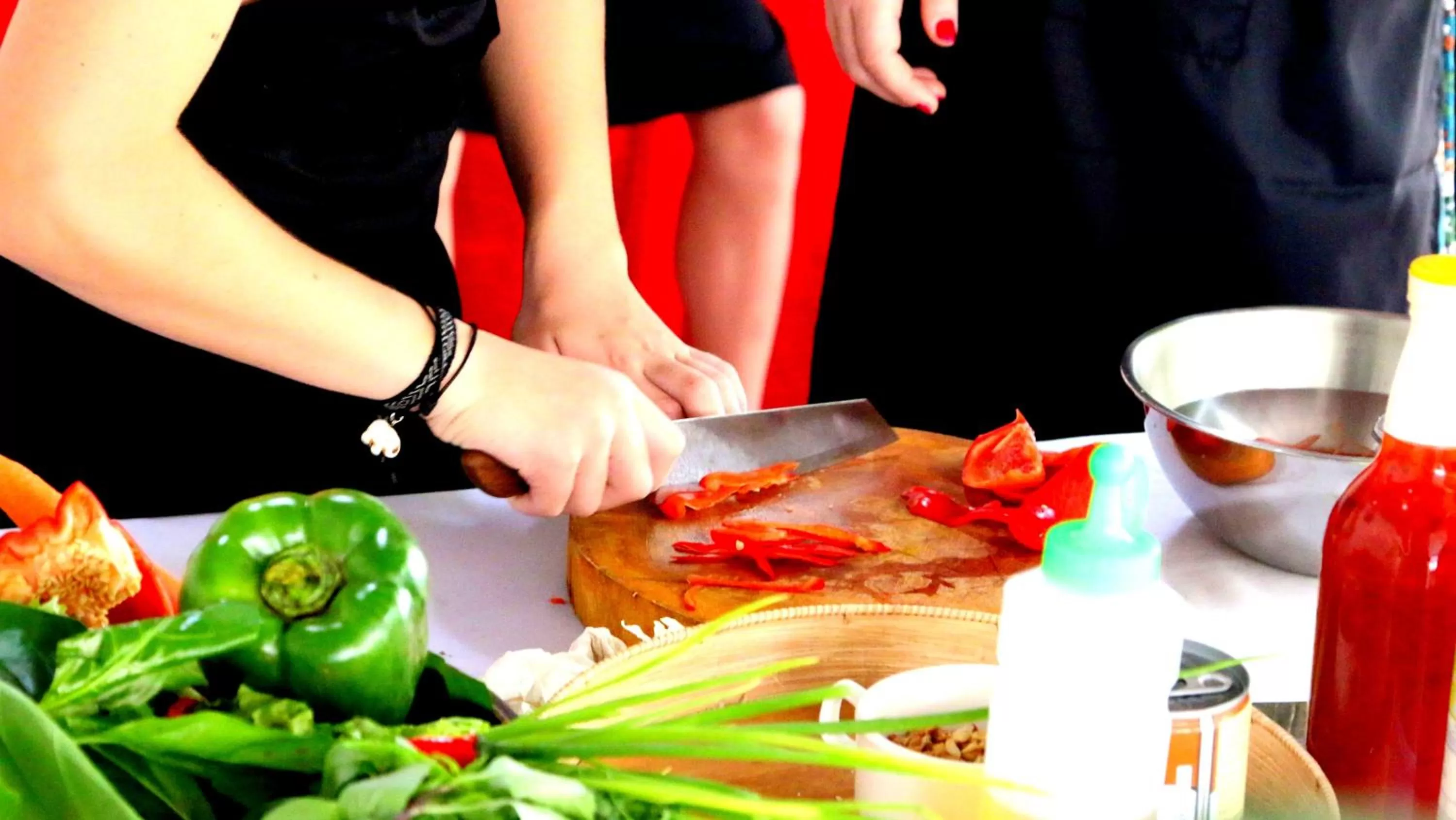 People in La Residence Blanc D'Angkor