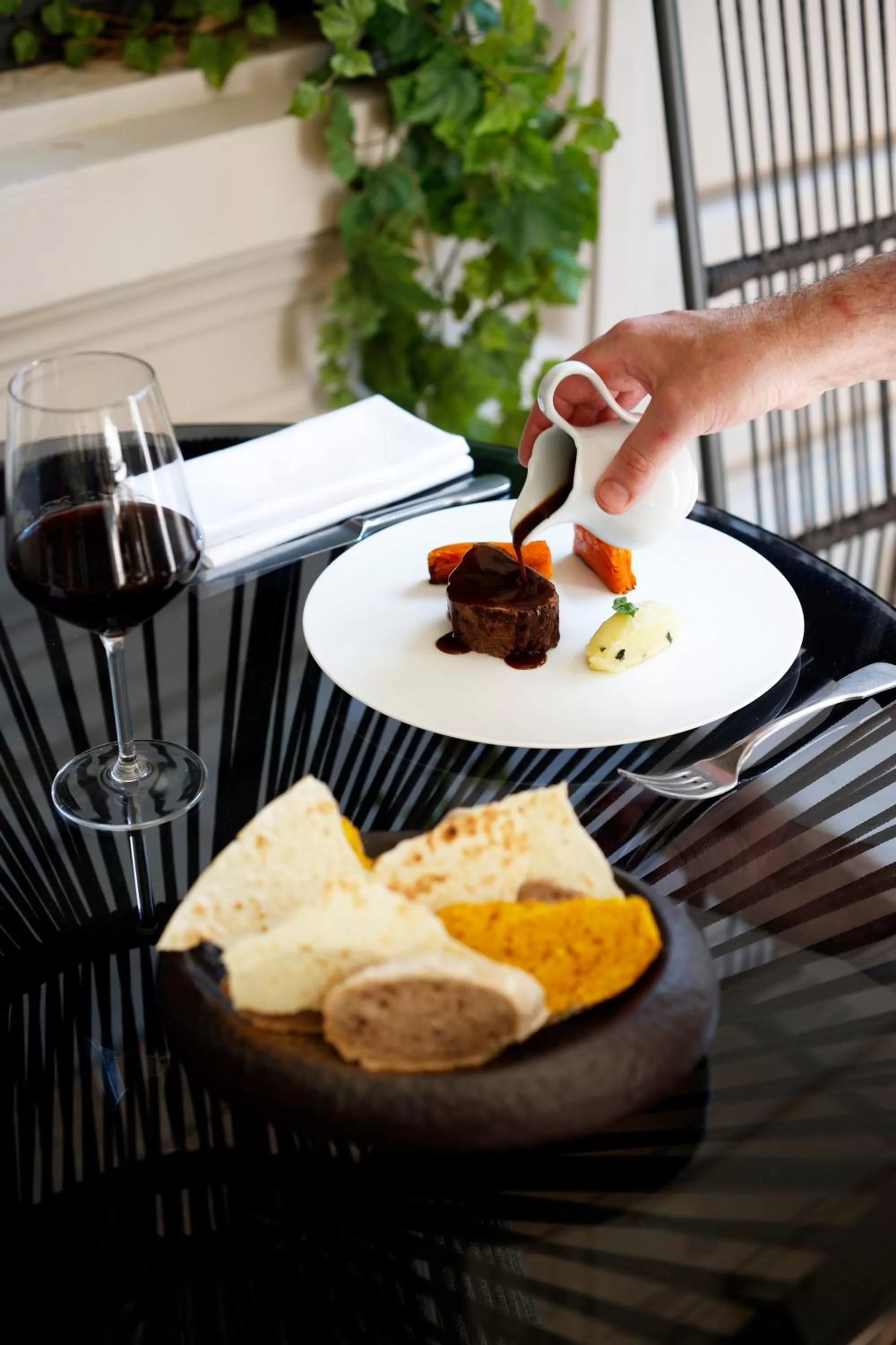 Restaurant/places to eat in Palazzo BelVedere