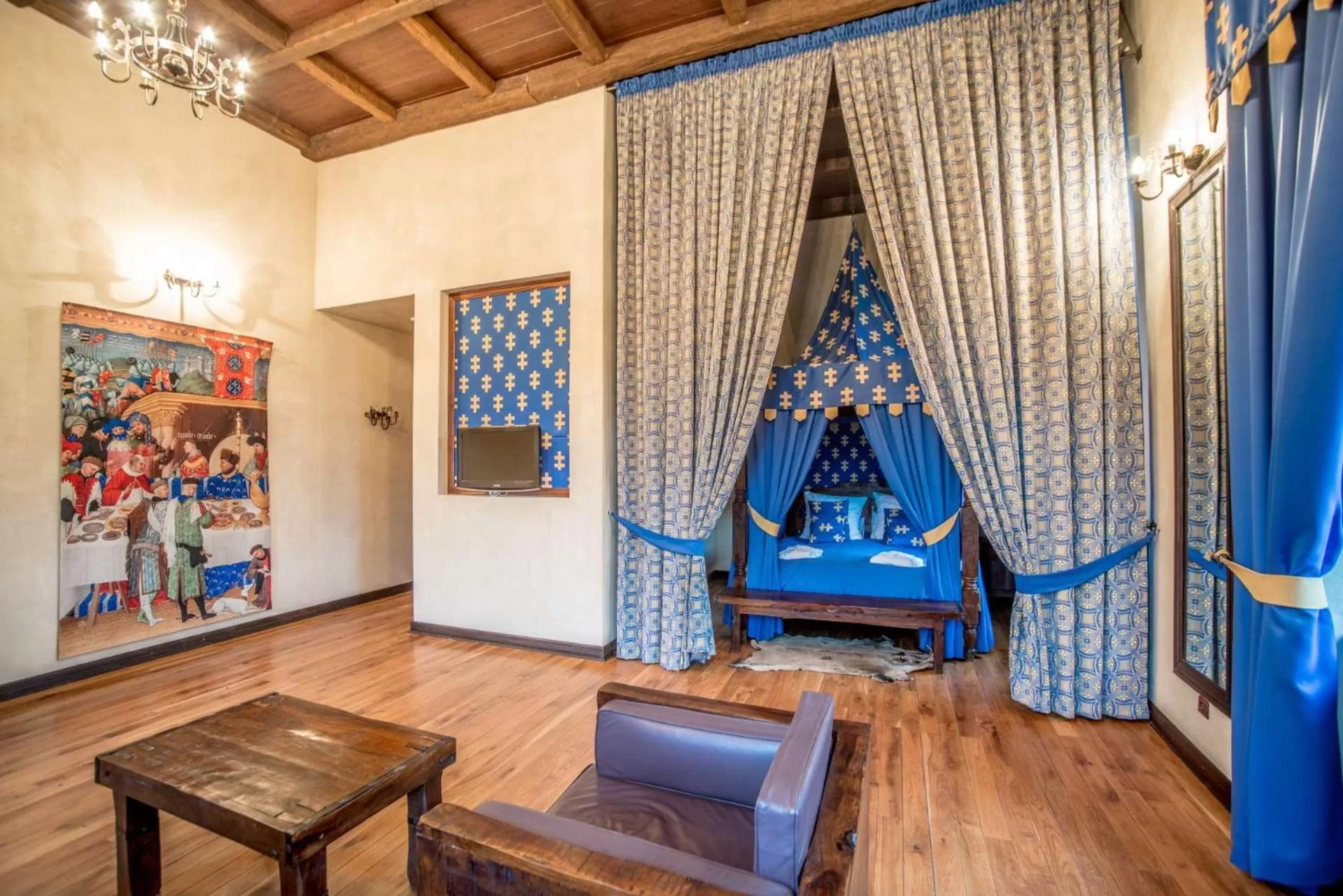 Bed, Seating Area in Zamek Uniejów