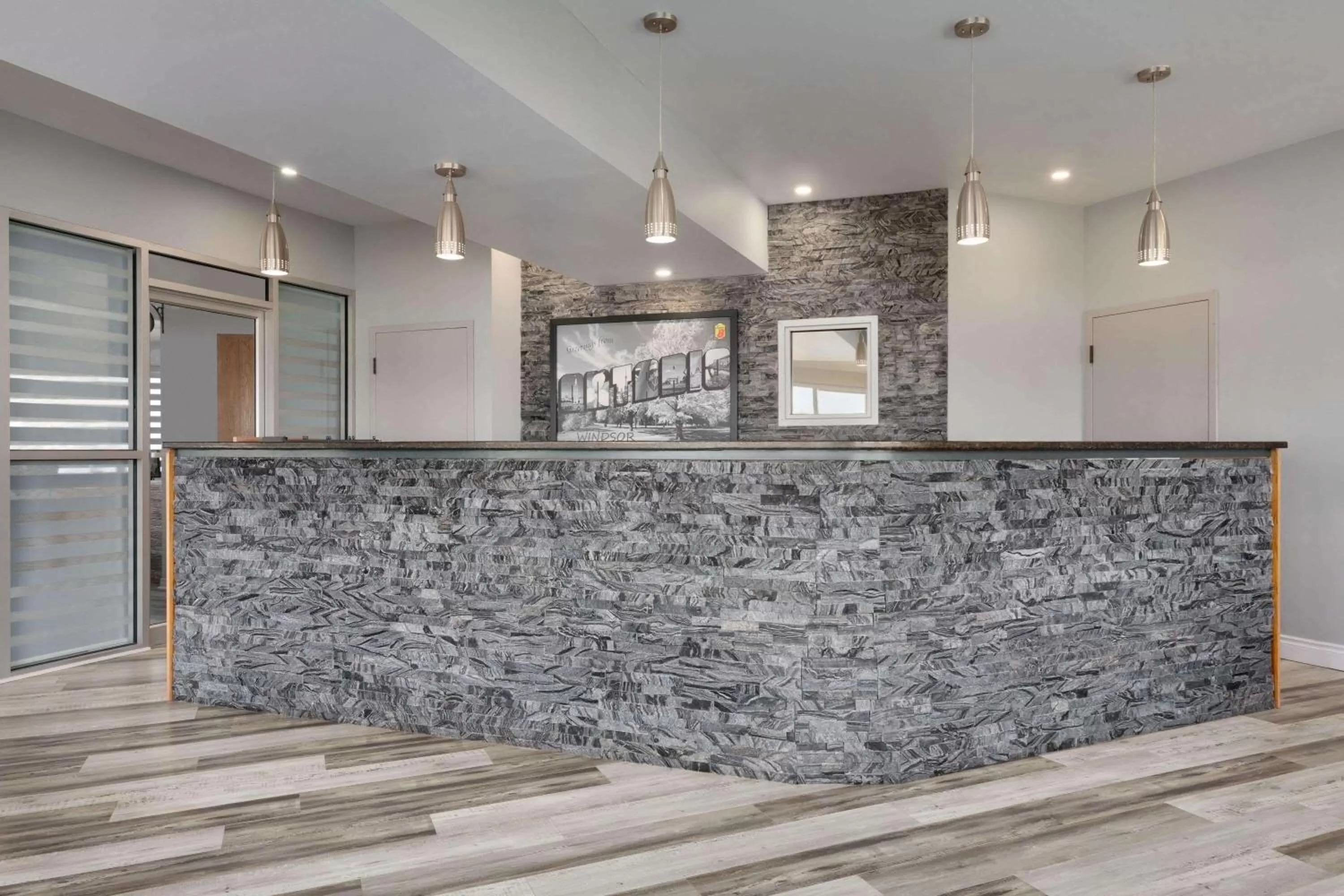 Lobby or reception in Super 8 by Wyndham Windsor/Dougall