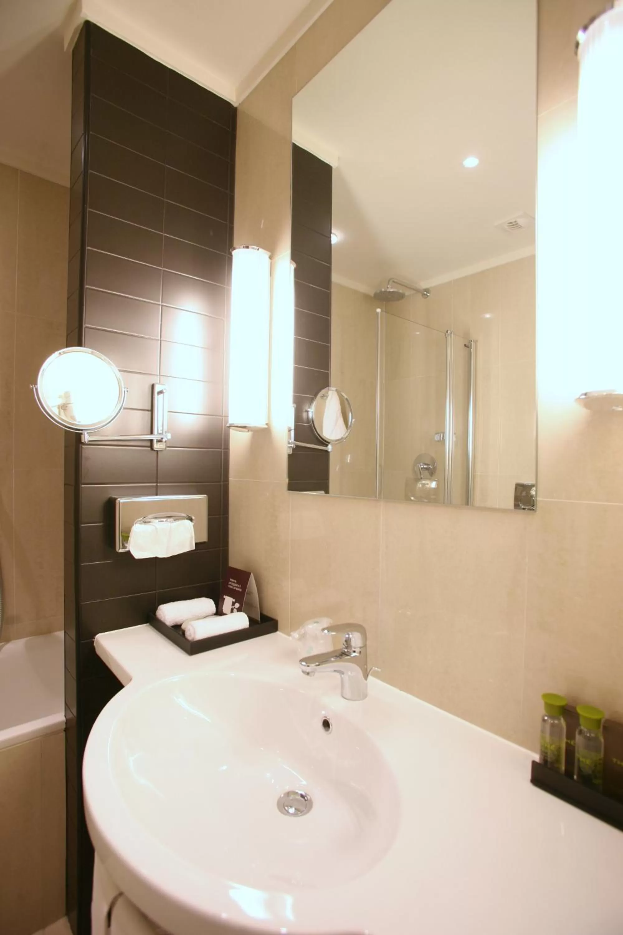 Superior Room with 1 Double Bed in MGallery Palazzo Caracciolo Napoli - Hotel Collection