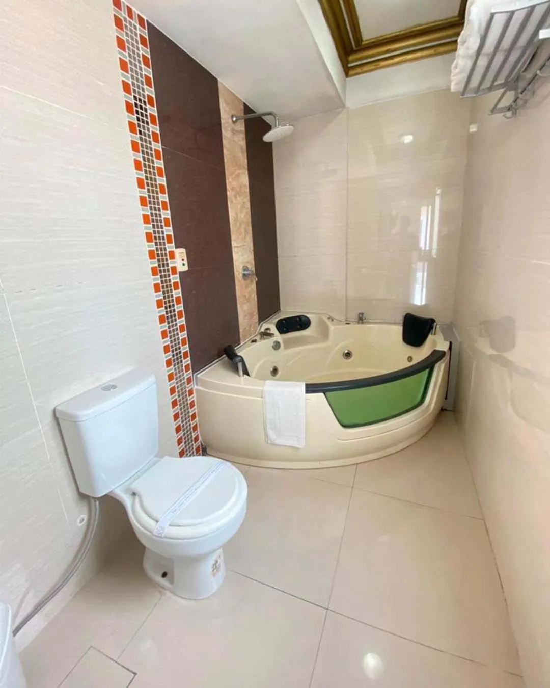 Bath in Prince Hotel