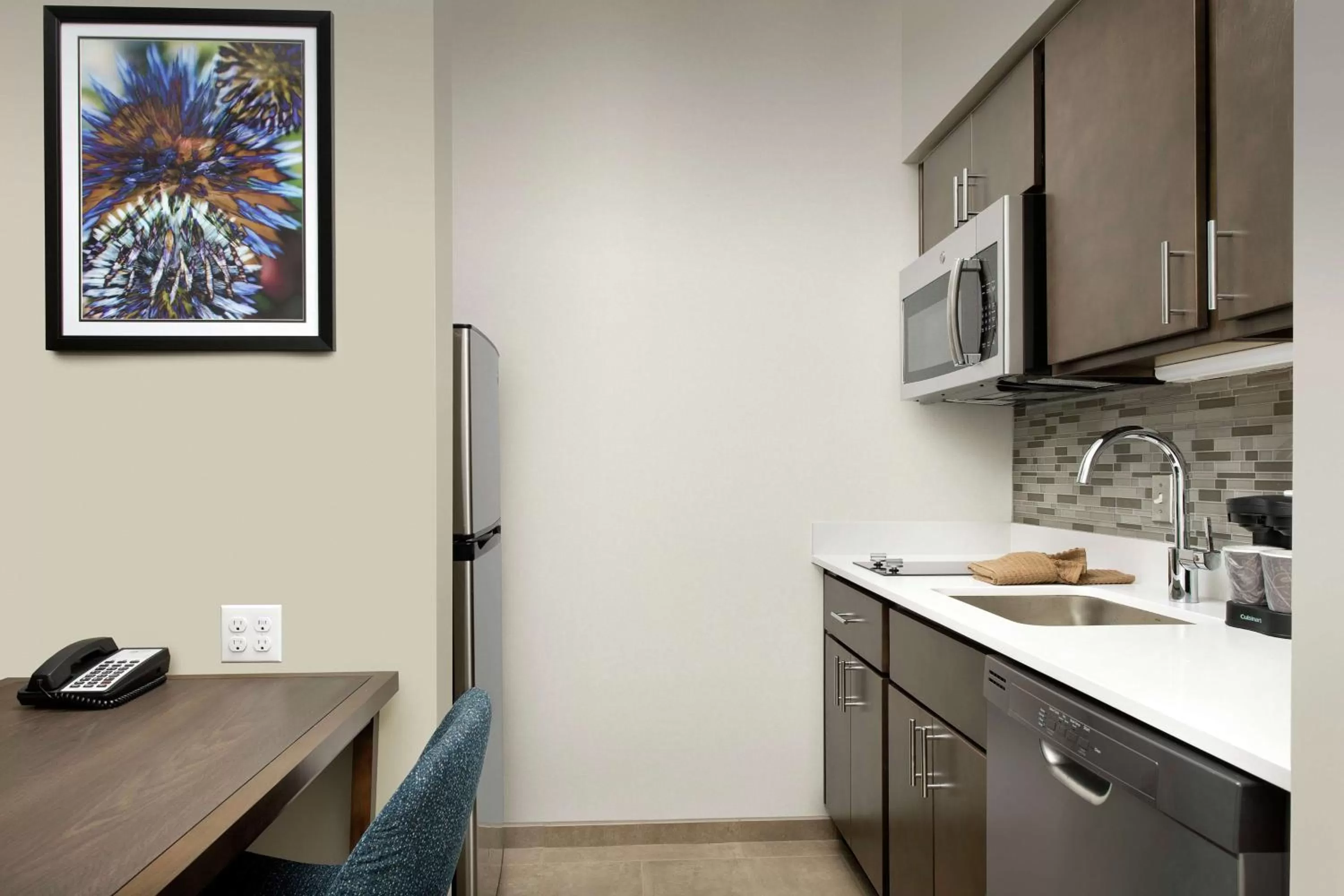 Kitchen or kitchenette in Homewood Suites By Hilton Denver Airport Tower Road