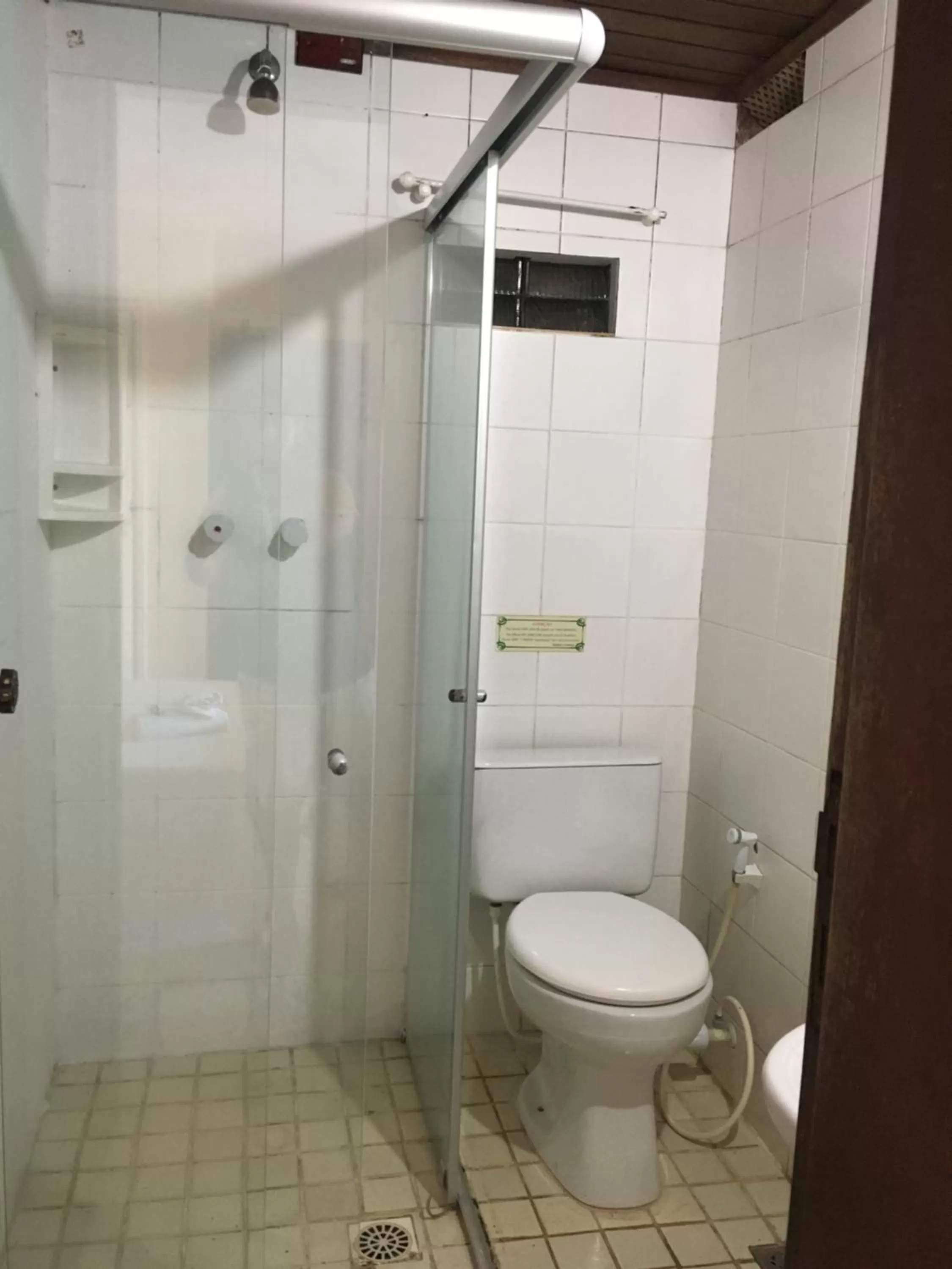 Bathroom in Pousada Saint Germain