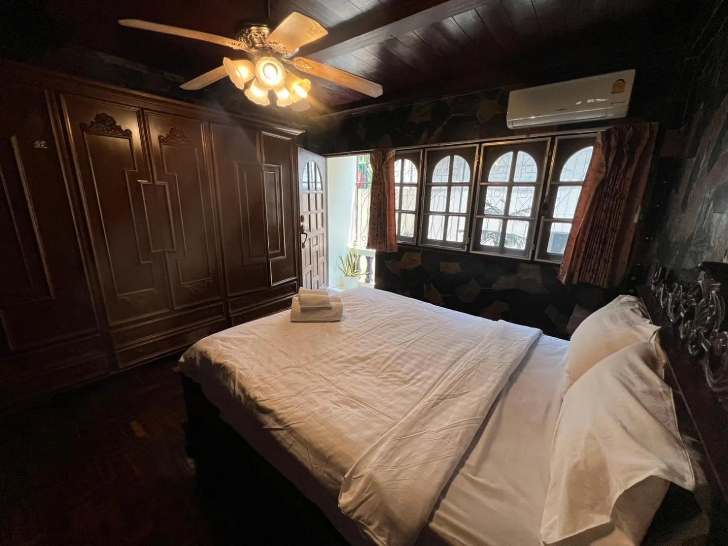 Photo of the whole room, Bed in Blue Dream Guesthouse