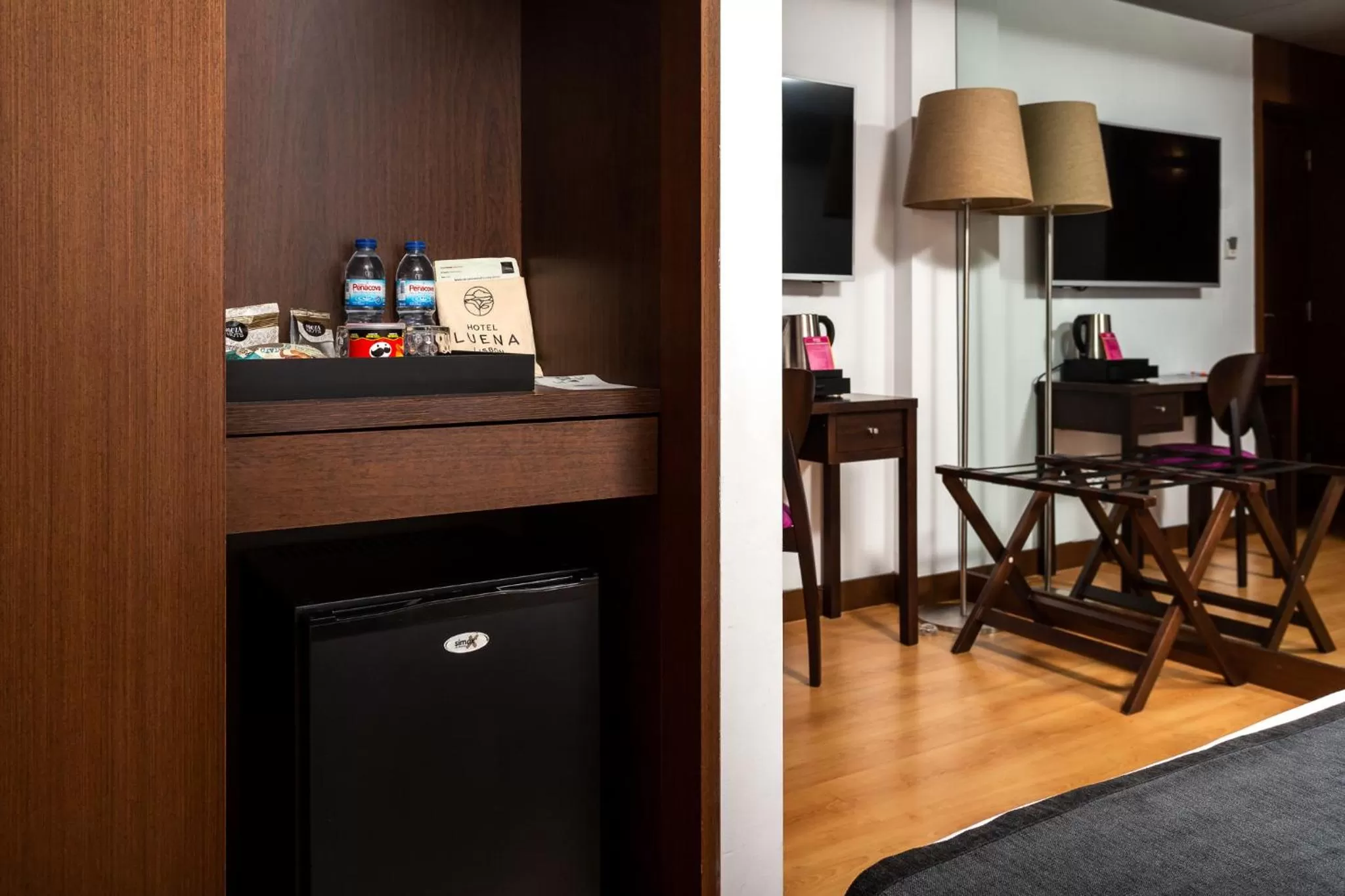 Coffee/tea facilities in Hotel Luena