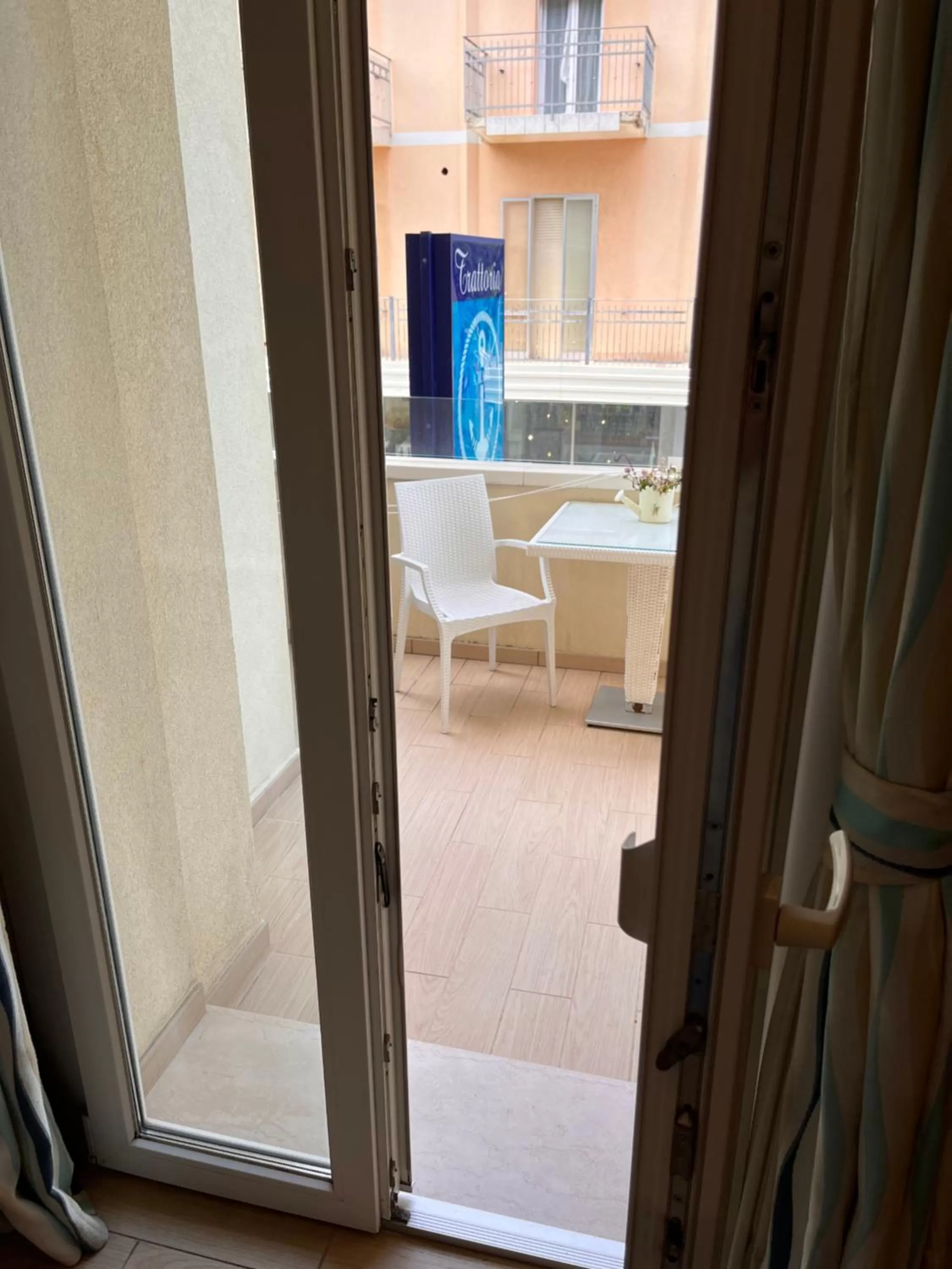 Balcony/Terrace in Marina Beach Suite Hotel