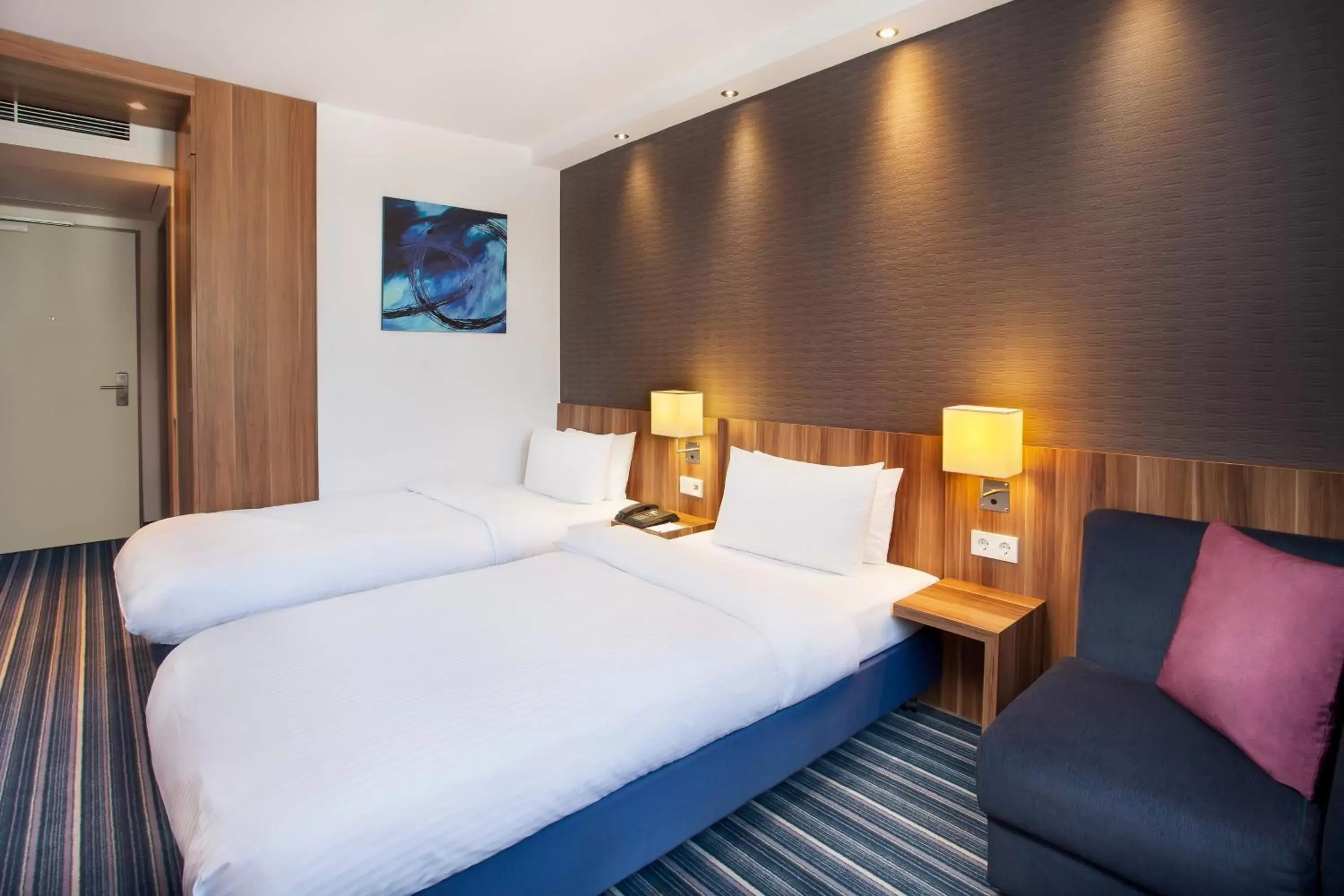 Standard Twin Room in Holiday Inn Express Augsburg by IHG Standard Twin Room in Holiday Inn Express Augsburg by IHG