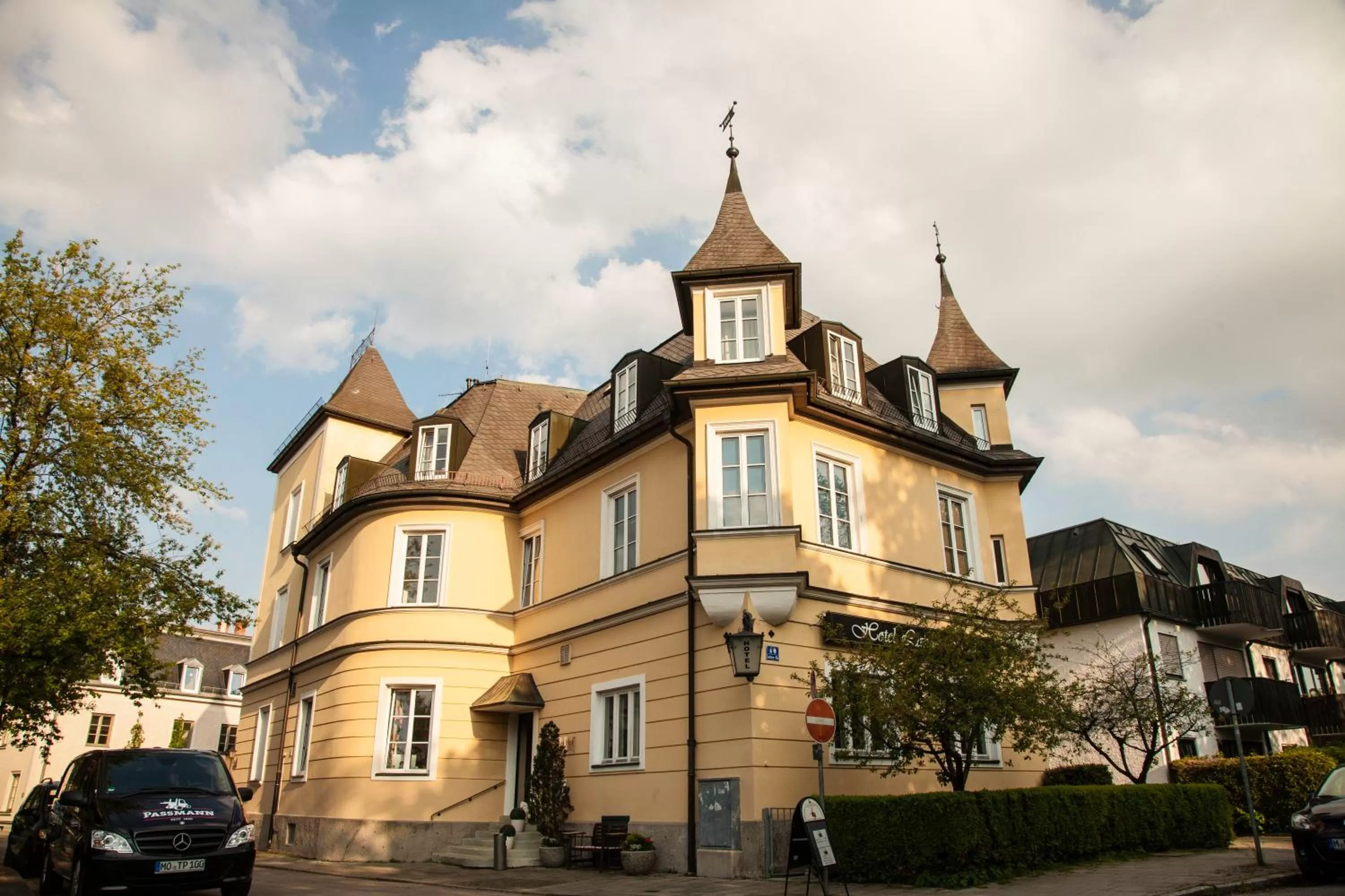 Facade/entrance in Laimer Hof am Schloss Nymphenburg
