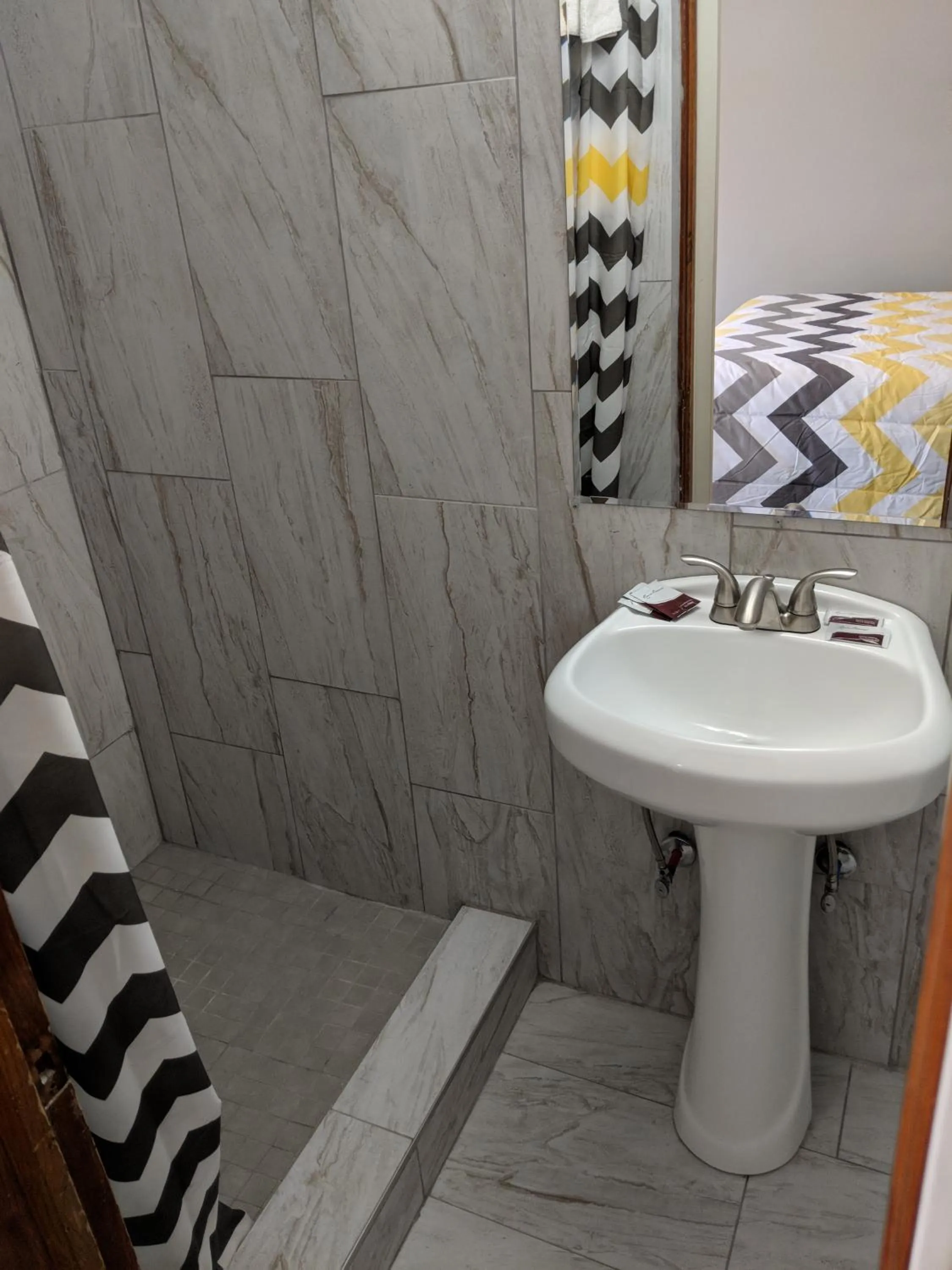 Shower in Belle Aire Motel