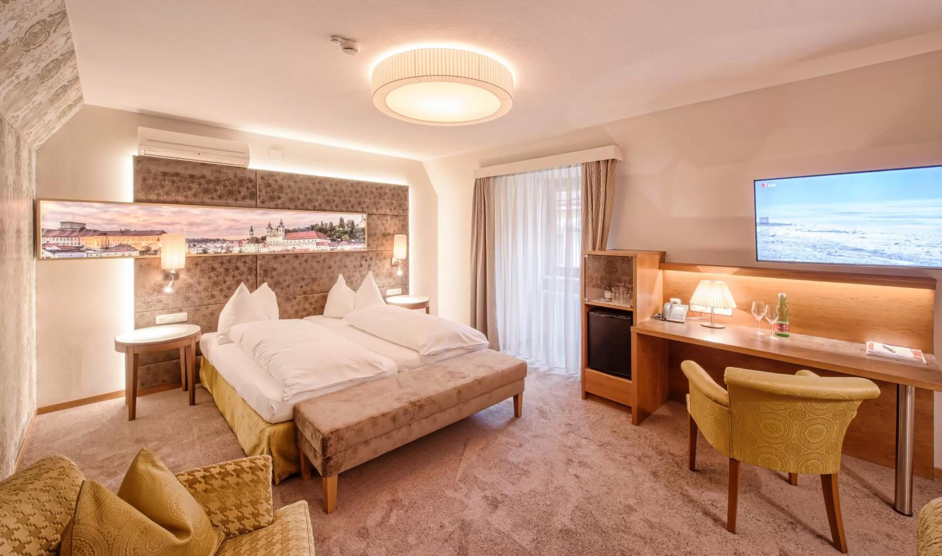 Photo of the whole room, Bed in Hotel Mader