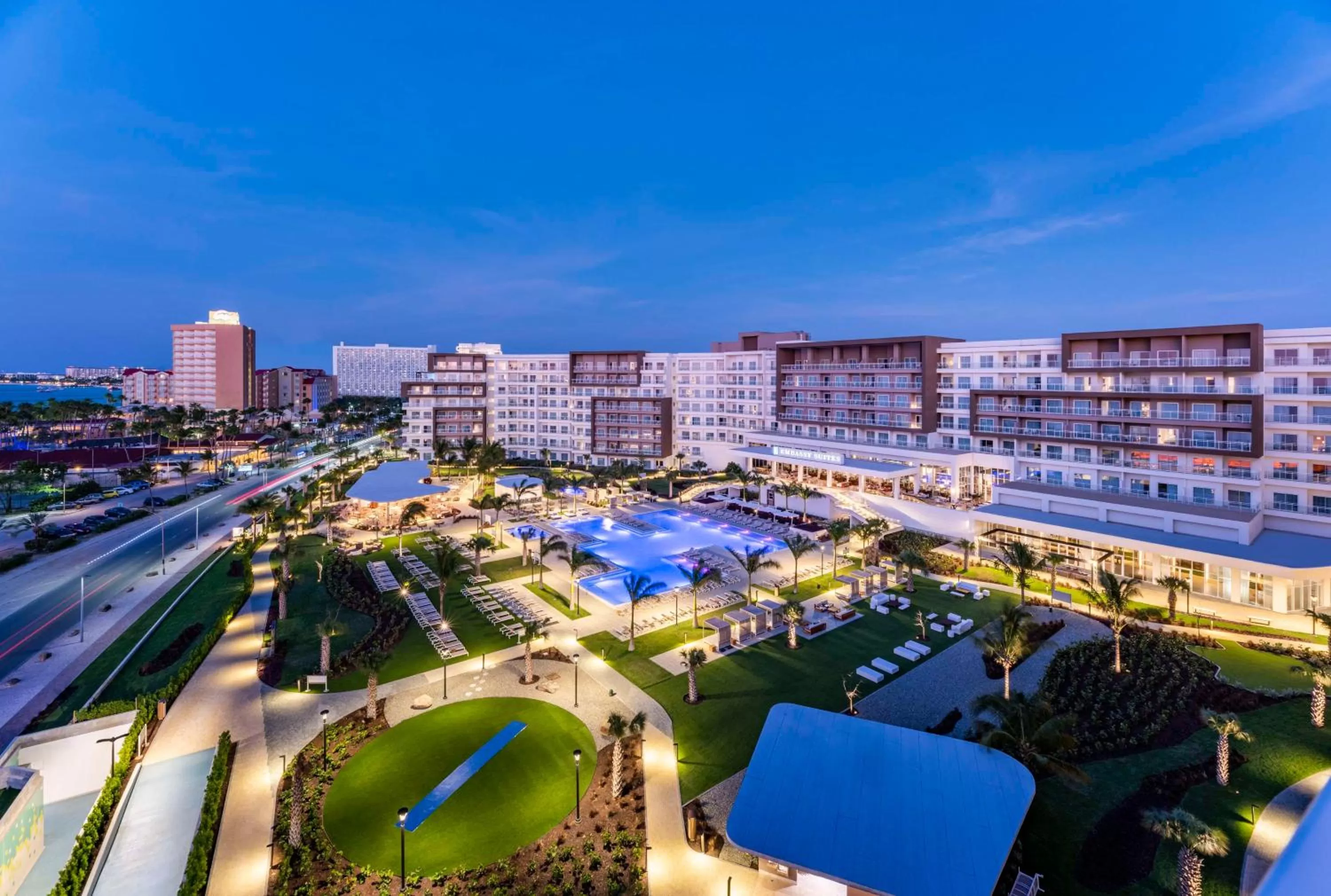 Pool view in Embassy Suites By Hilton Aruba Beach Resort