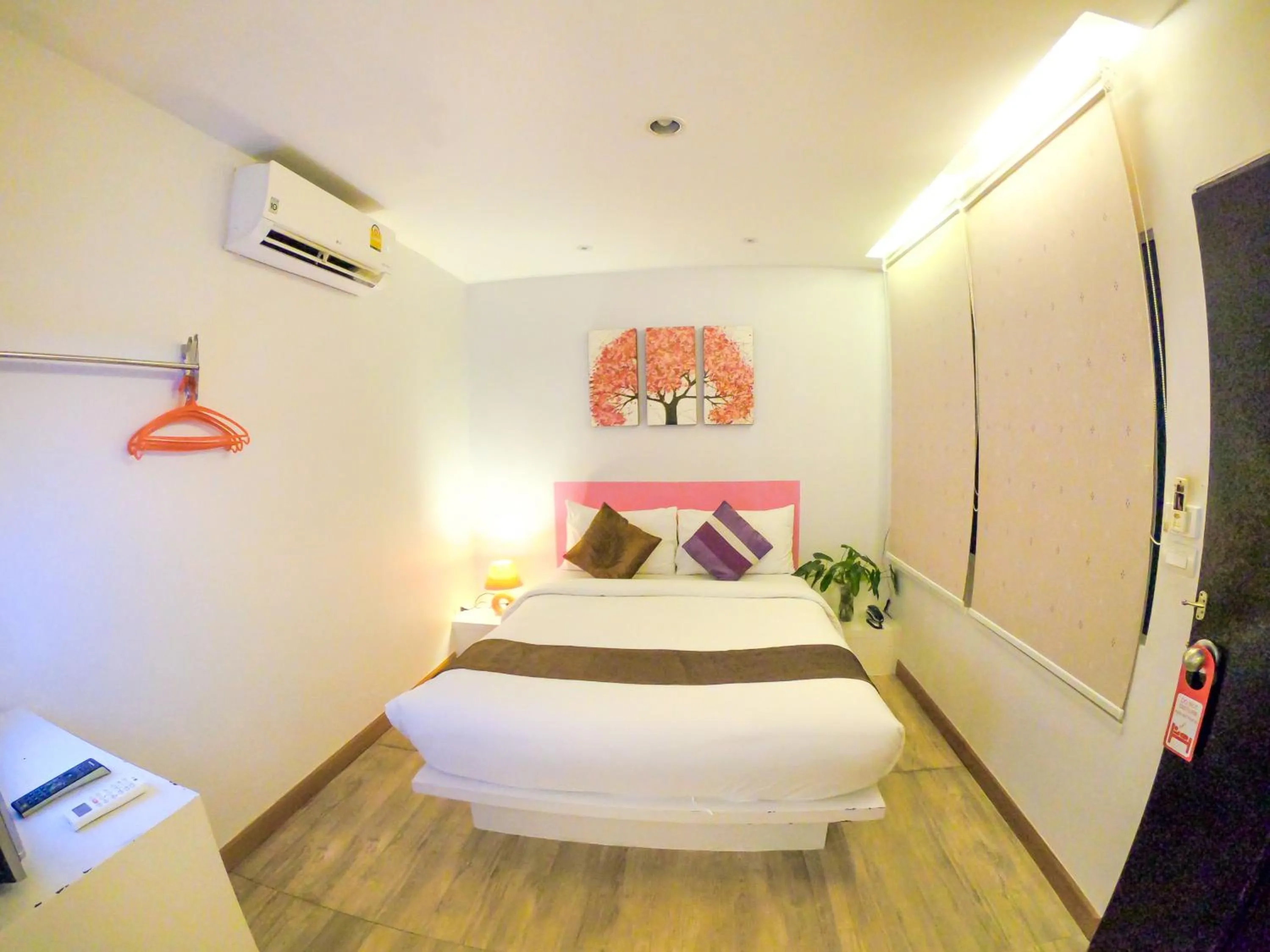 Photo of the whole room, Bed in Queen Boutique Hotel Chaweng