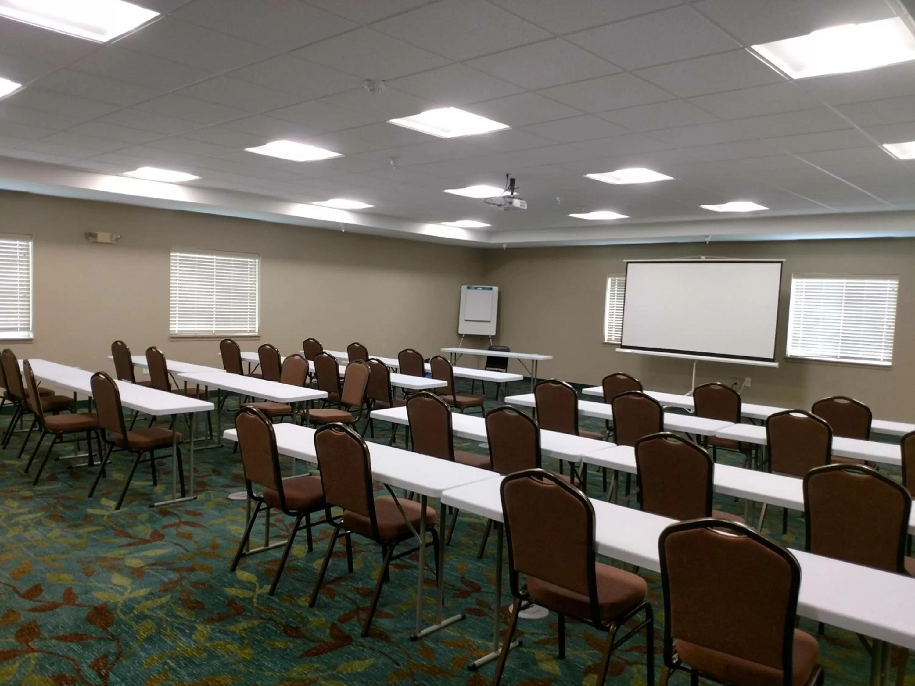 Meeting/conference room in Candlewood Suites Indianapolis Northwest by IHG