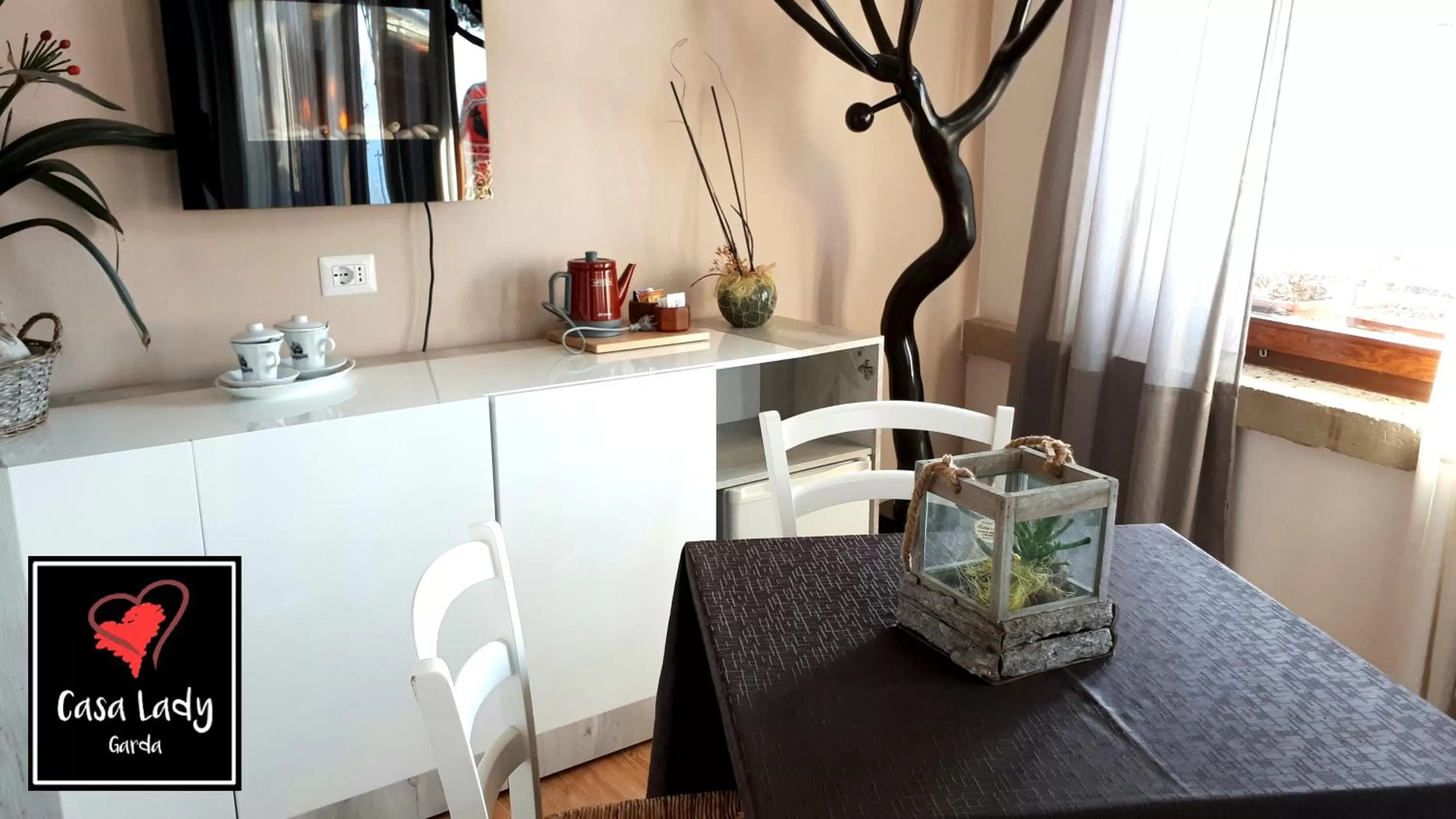 Seating area in Casa Lady