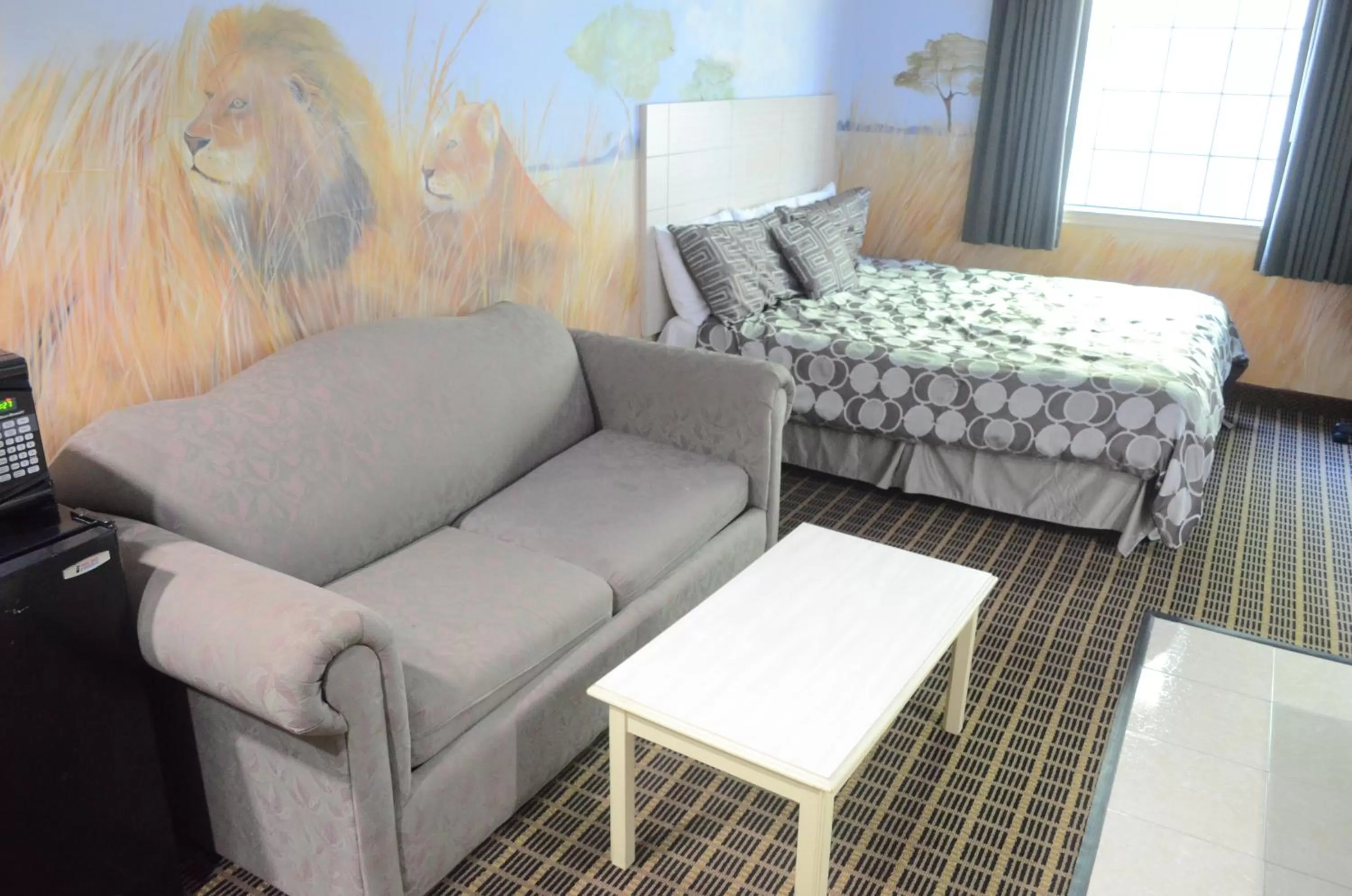 Bedroom, Bed in Scottish Inn and Suites NRG Park/Texas Medical Center - Houston