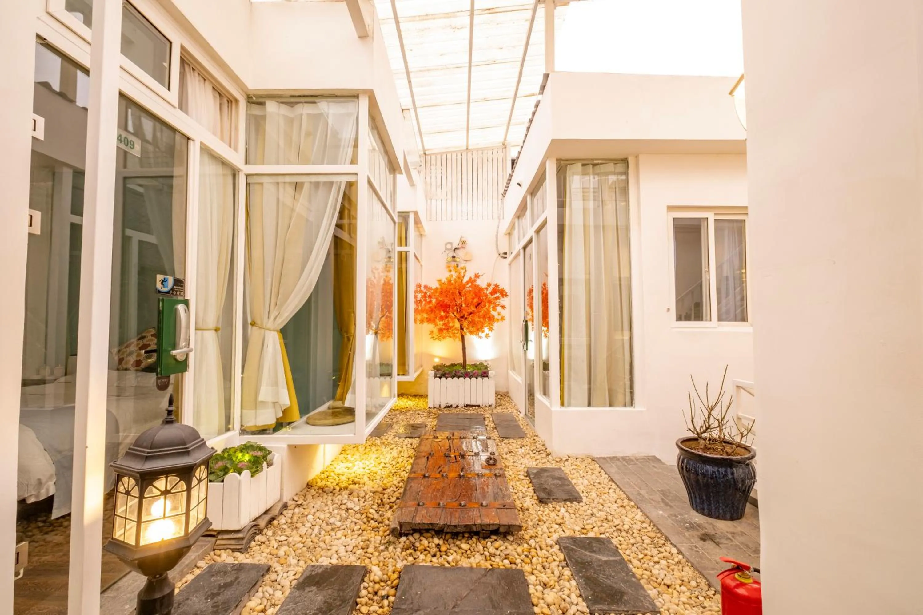 Property building in Xi'an See Tang Guesthouse