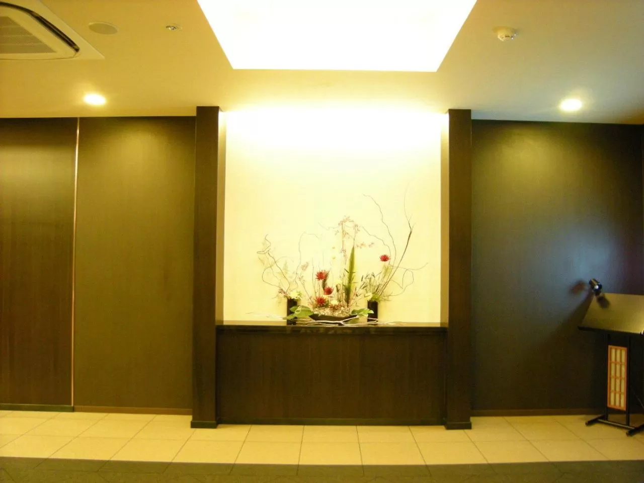 Decorative detail in Route Inn Grantia Wakuranoyado Igauenojomae