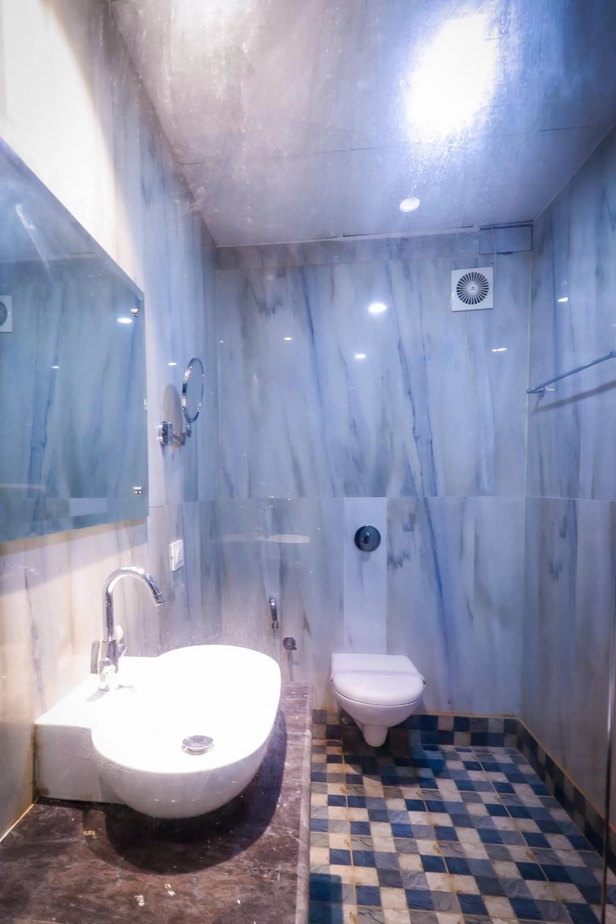 Bathroom in Miranda Beach Resort