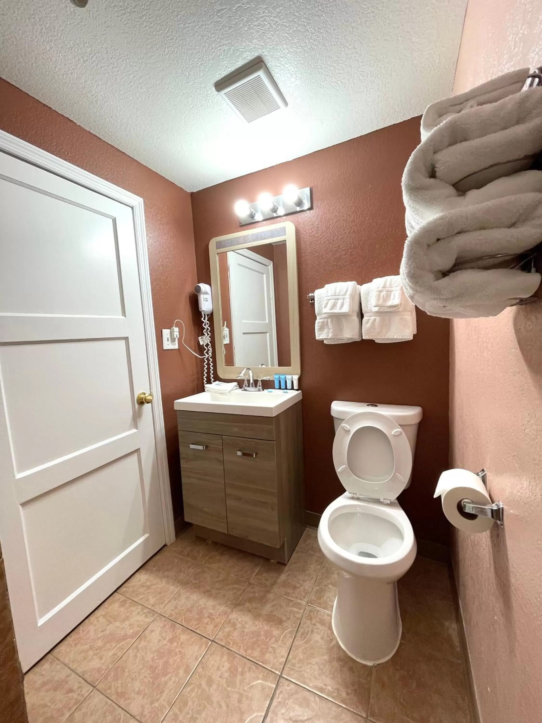 Annie Oakley Motel Oakley