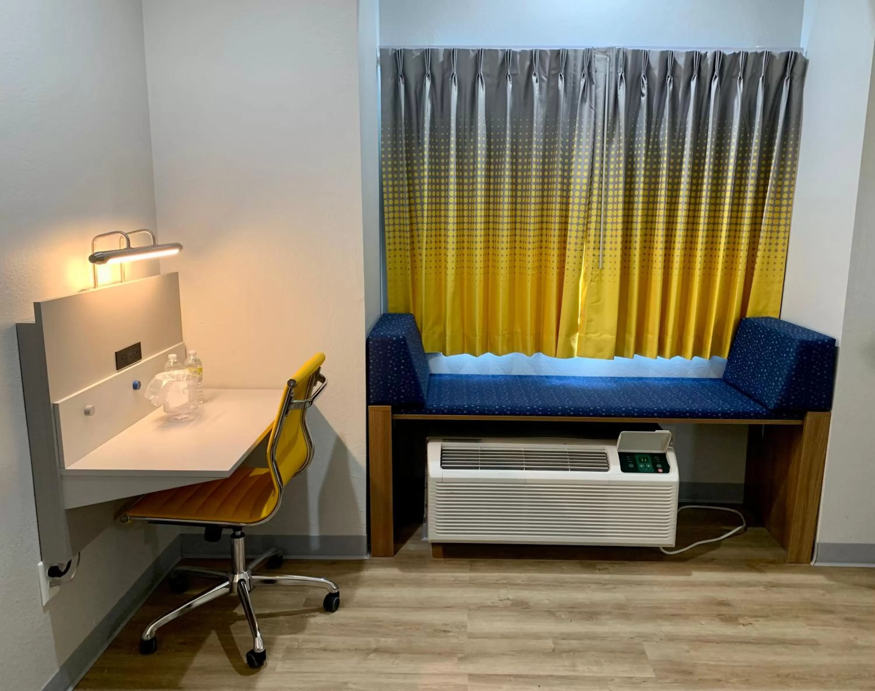 Bedroom in Microtel Inn & Suites by Wyndham Stockbridge/Atlanta I-75