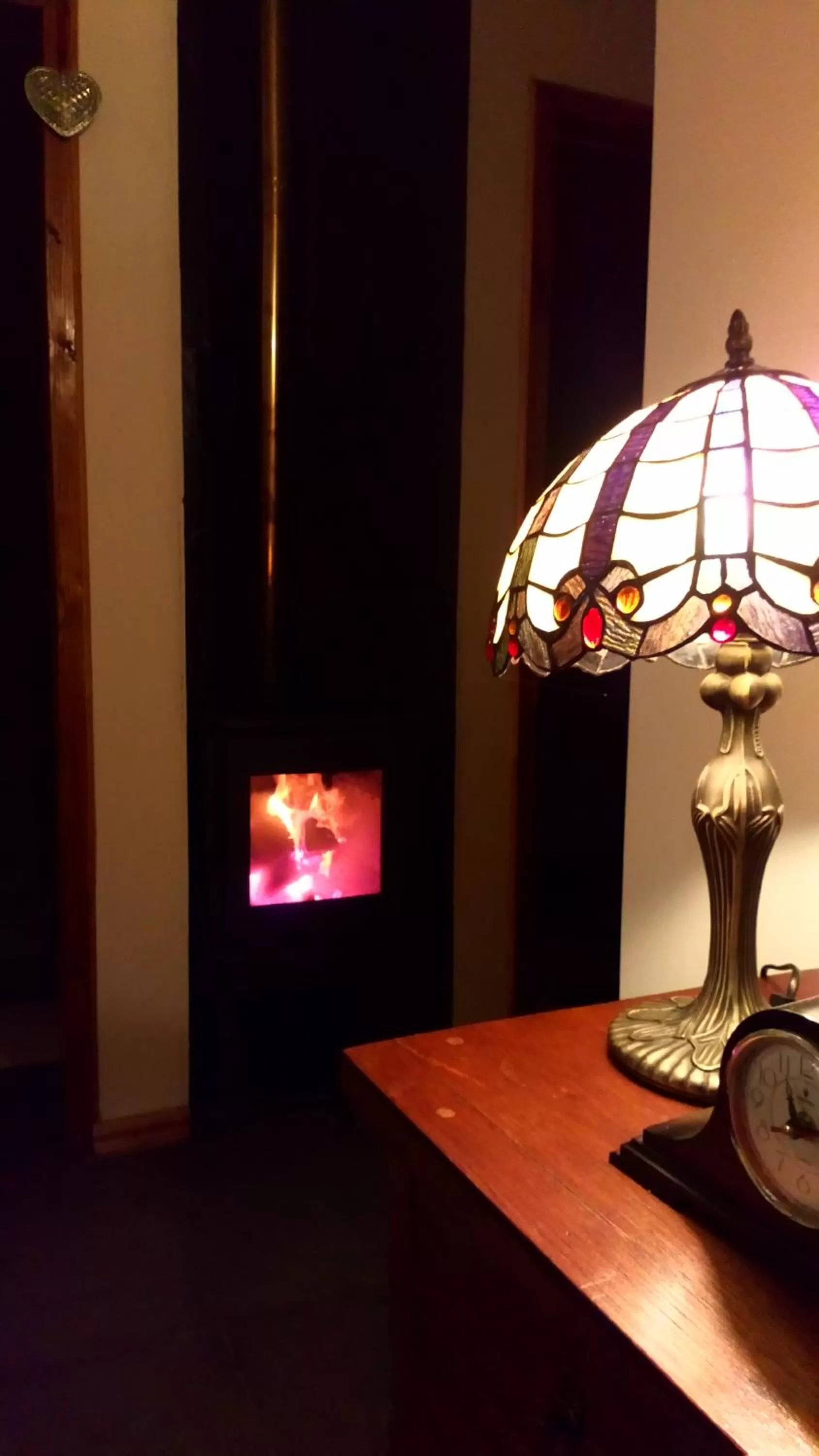 TV/Entertainment Center in Hostal Parcela 47 villarrica