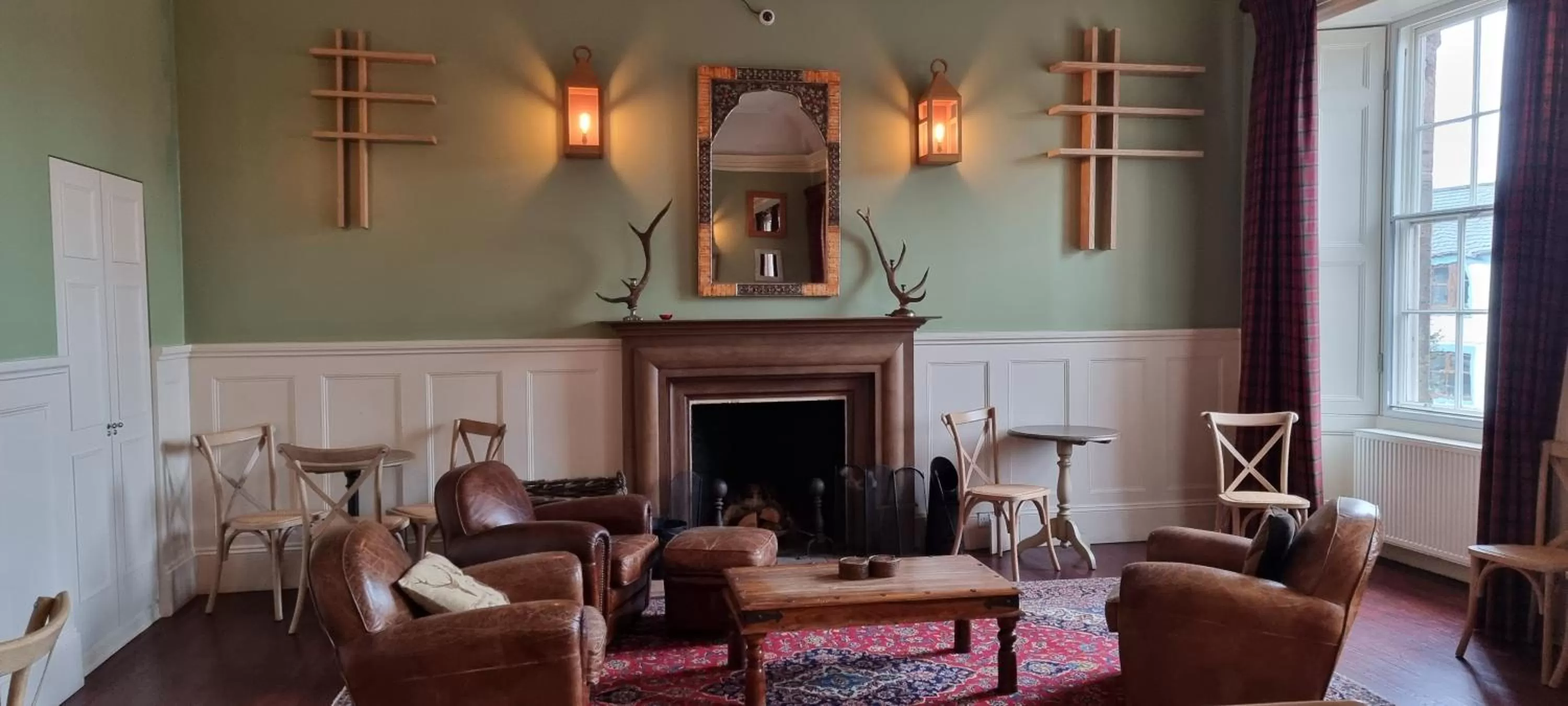 Food and drinks in Buccleuch and Queensberry Arms Hotel