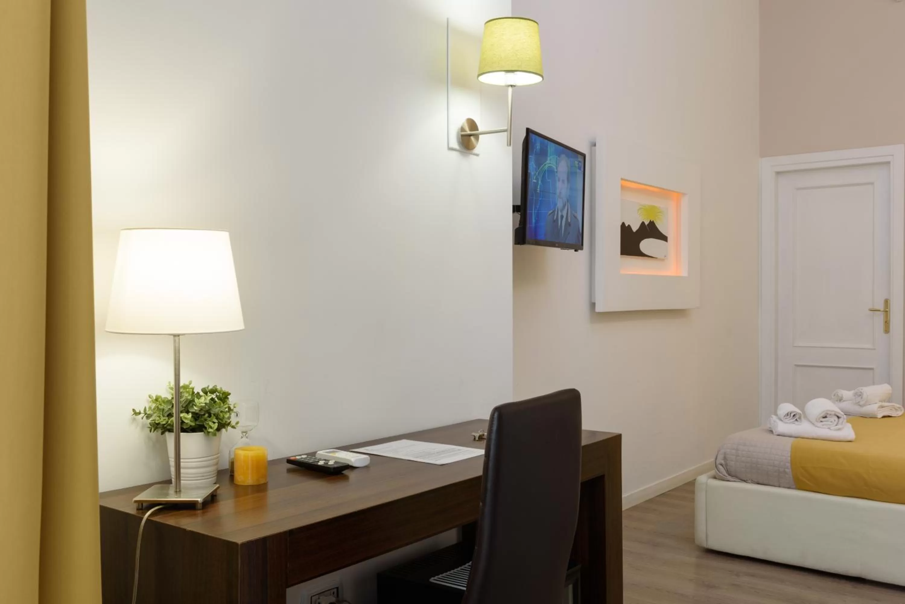 TV/Entertainment Center in Domus Angioina