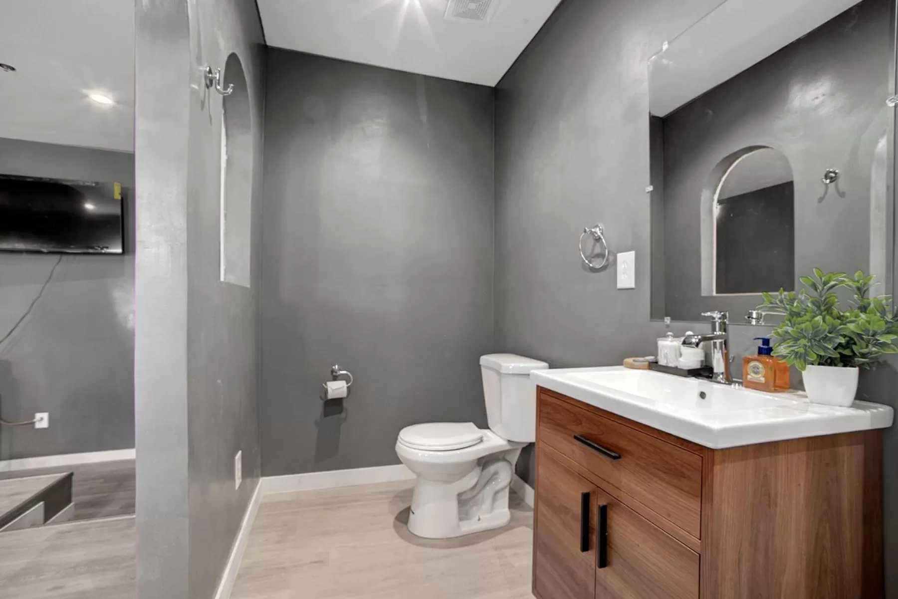 Bathroom in Good Hotels Downtown Denver