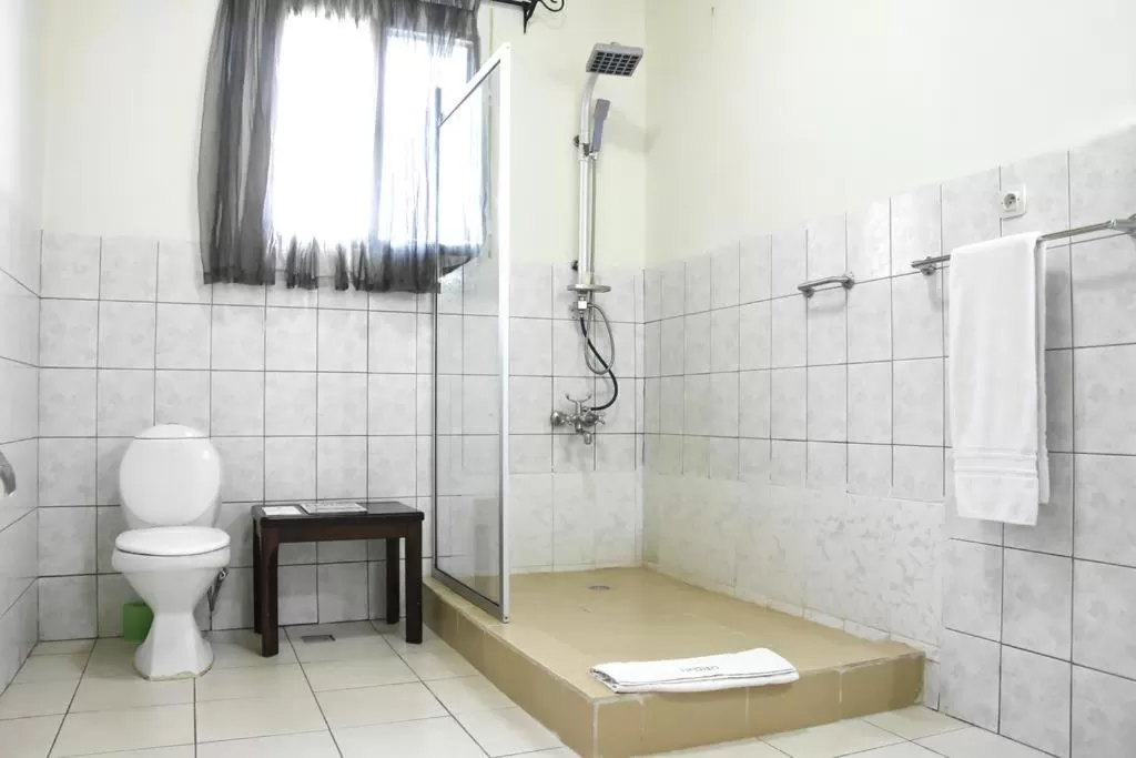 Bathroom in One Click Hotel